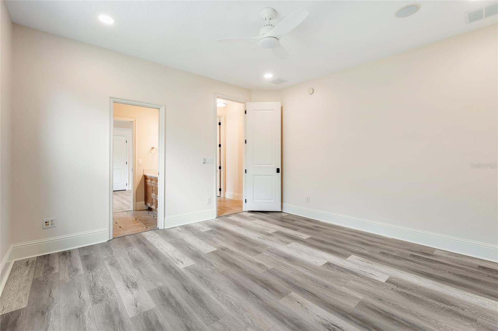 Image 52 of 70 For 5137 Tildens Grove Boulevard