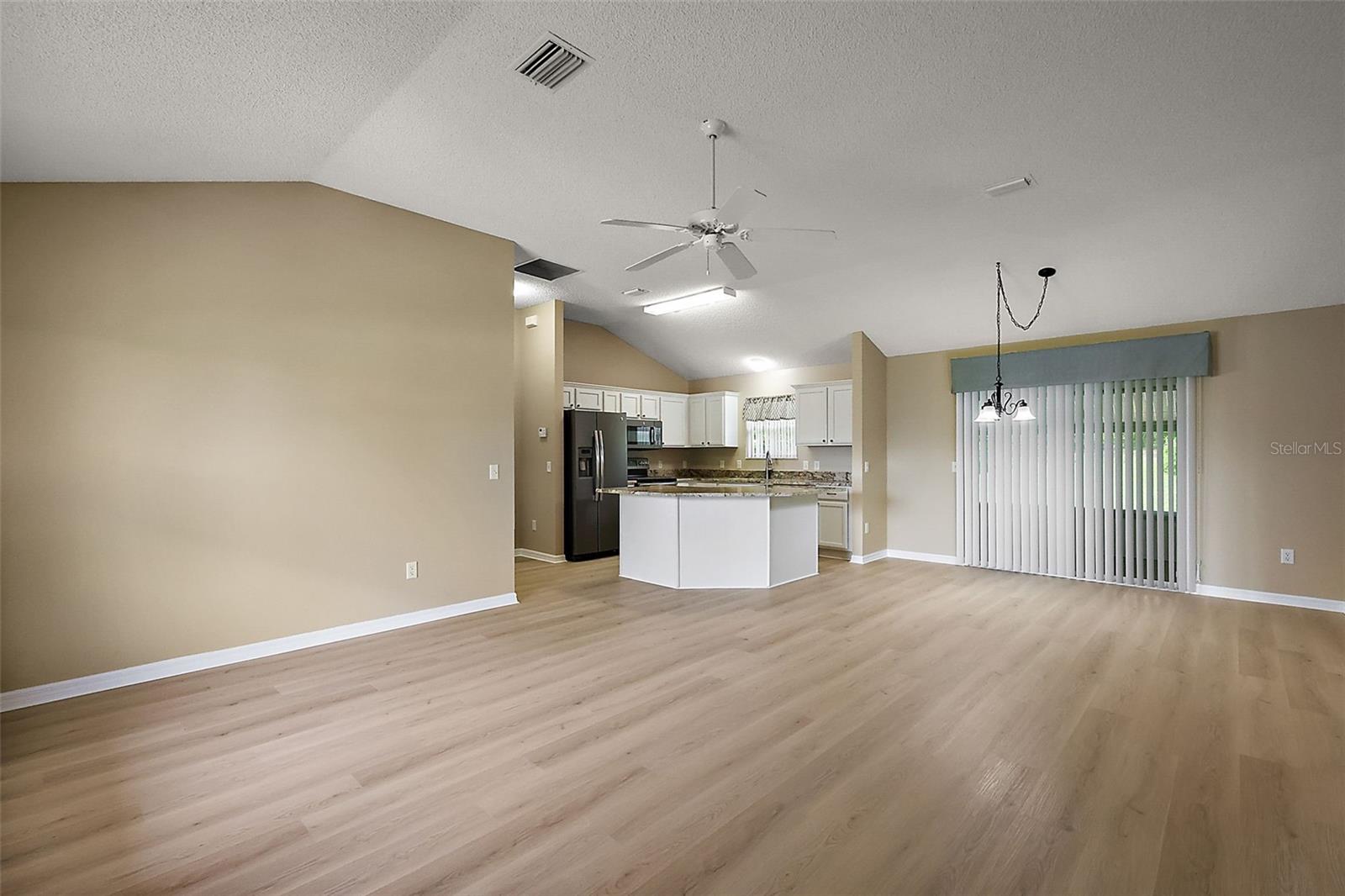 Image 10 of 28 For 1268 Camero Drive