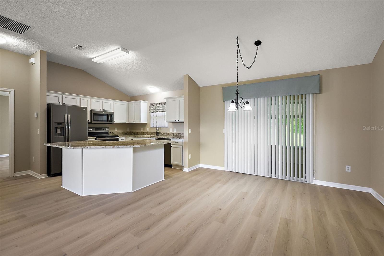 Image 11 of 28 For 1268 Camero Drive