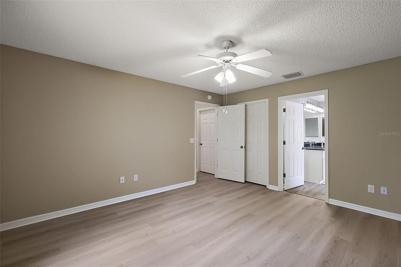 Image 18 of 28 For 1268 Camero Drive