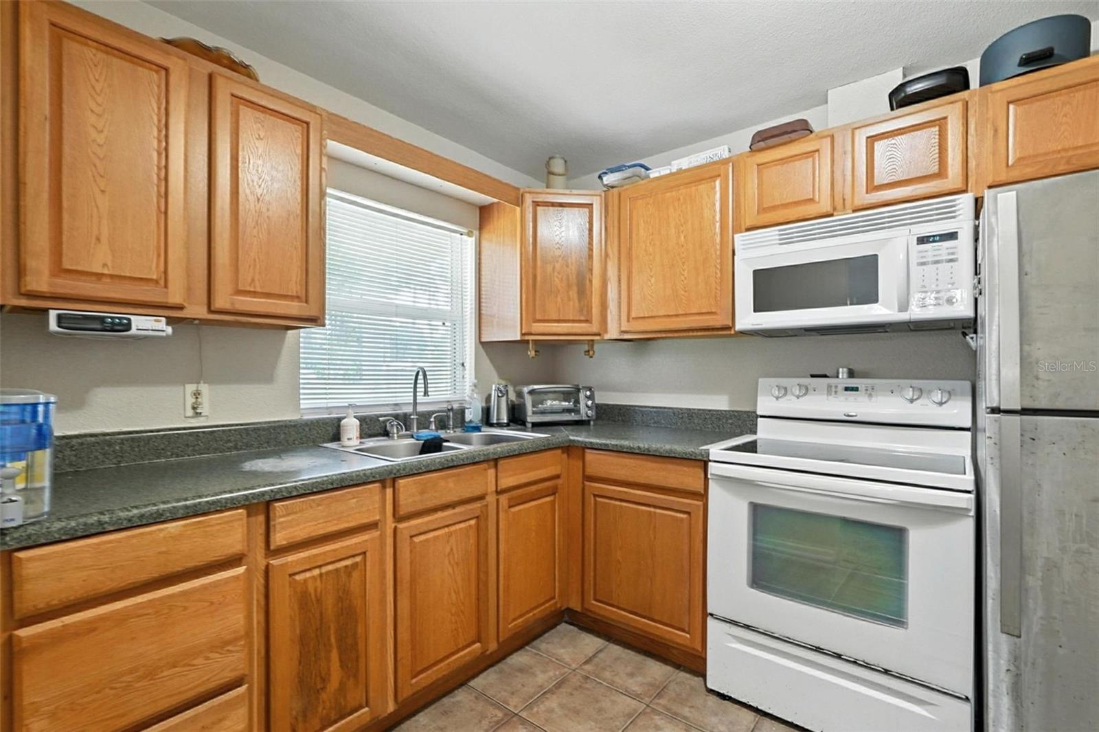 Image 16 of 57 For 32721 Lake Eustis Drive