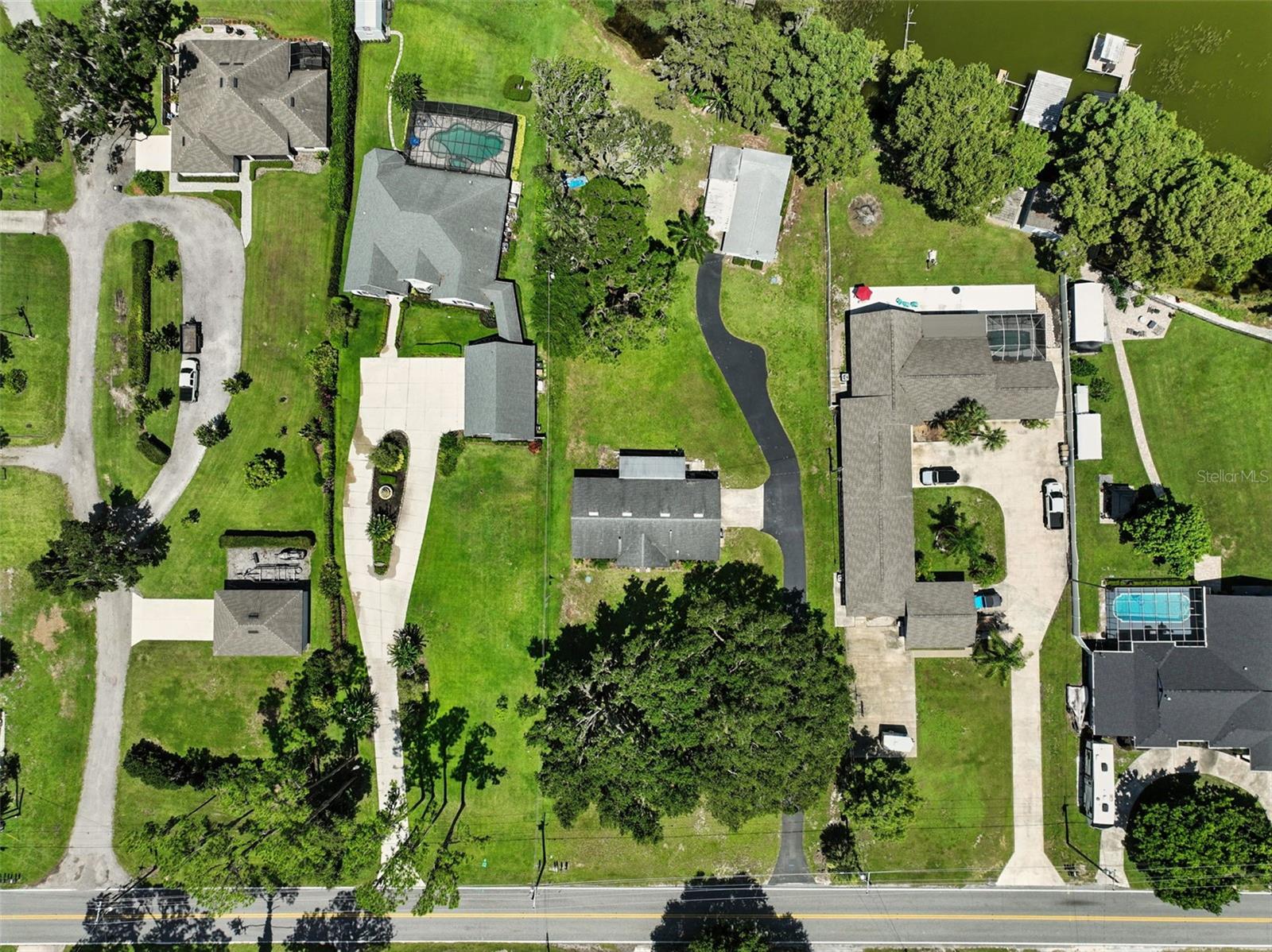 Image 46 of 57 For 32721 Lake Eustis Drive