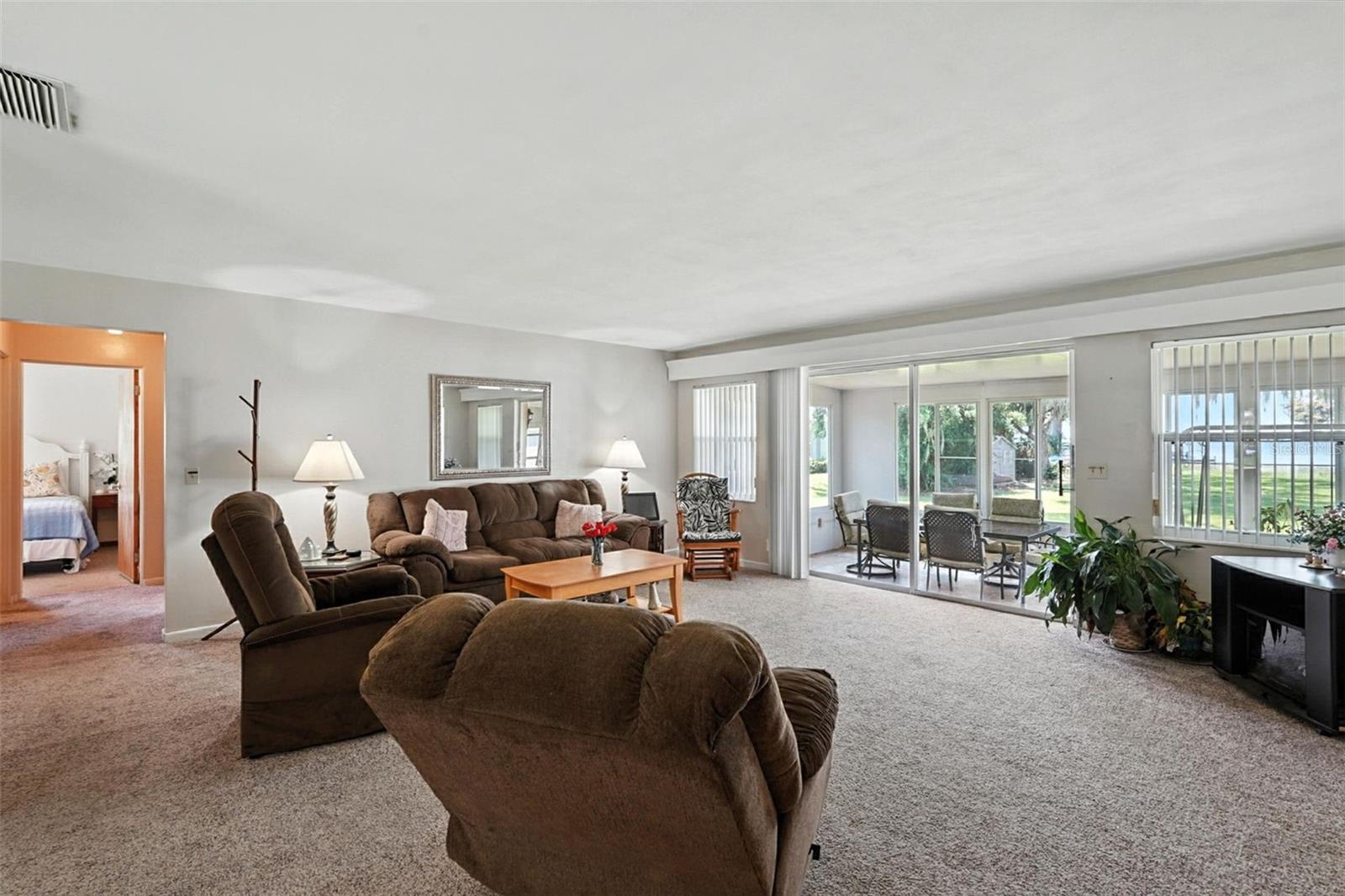 Image 7 of 57 For 32721 Lake Eustis Drive