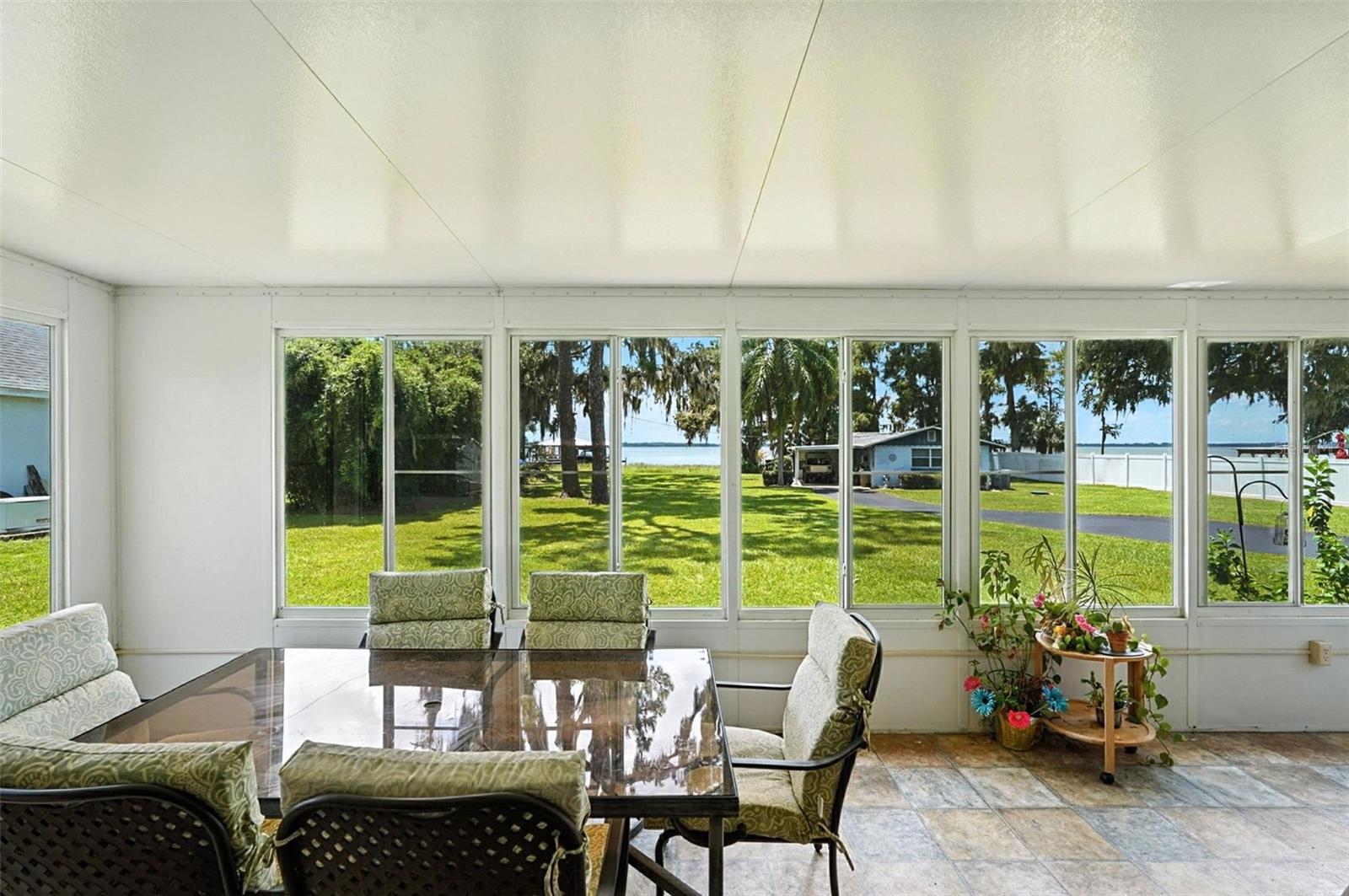 Image 9 of 57 For 32721 Lake Eustis Drive