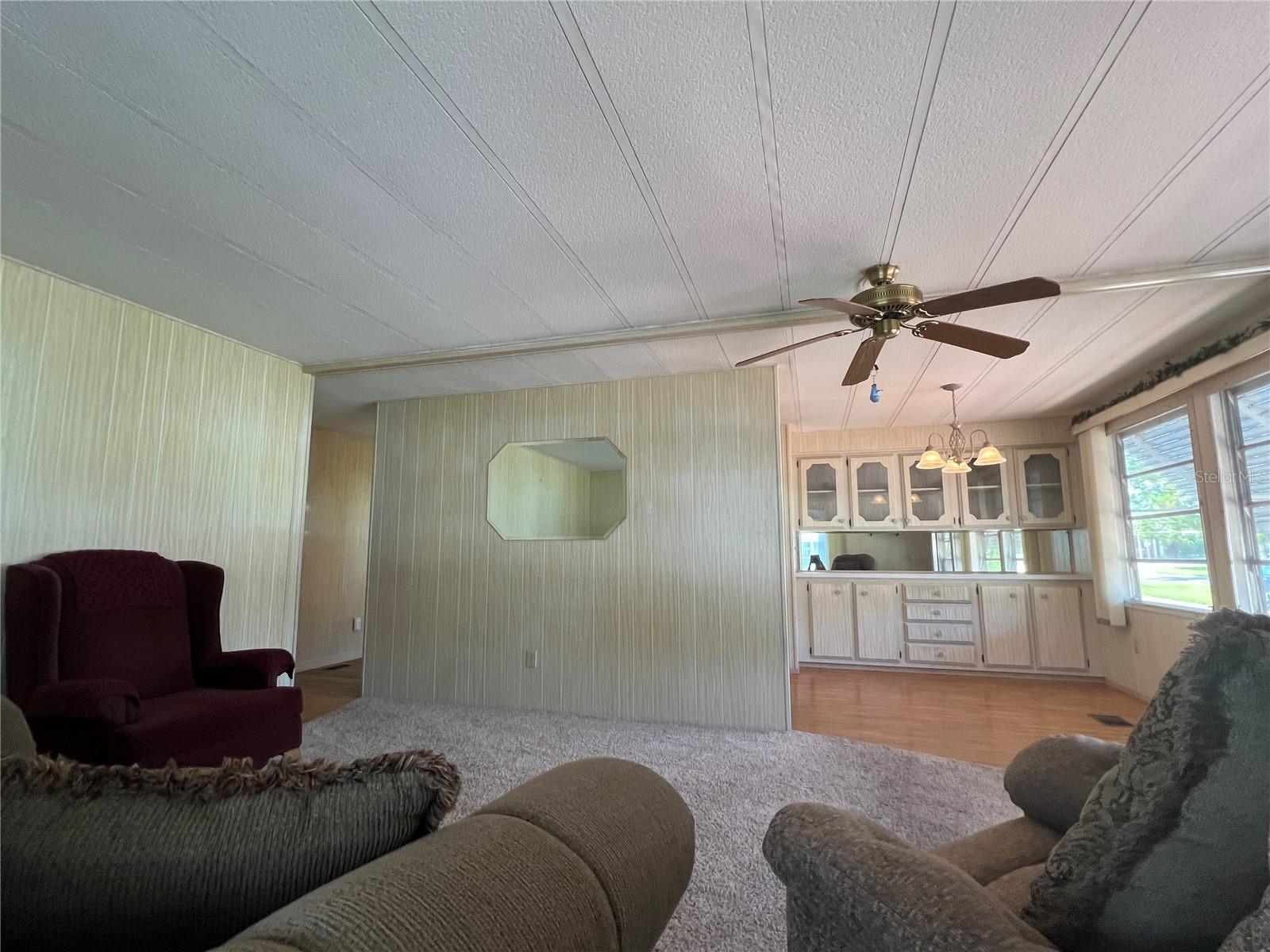Image 20 of 49 For 428 Hawthorne Boulevard