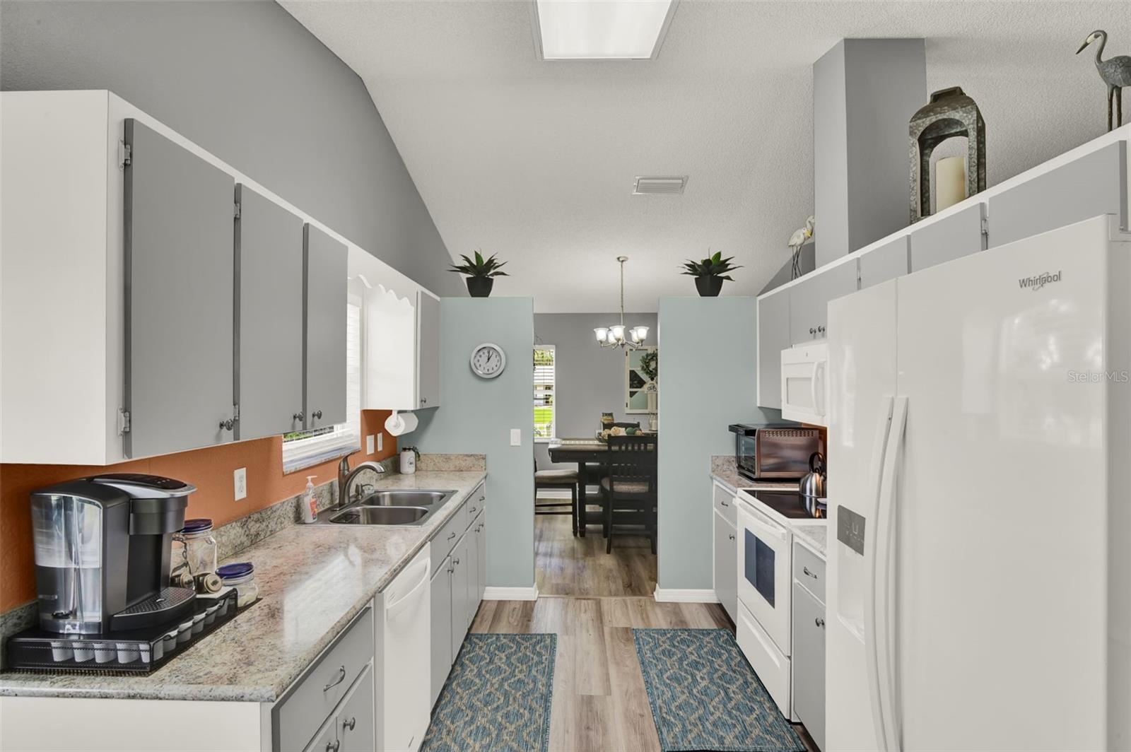 Image 12 of 32 For 5648 Laver Street