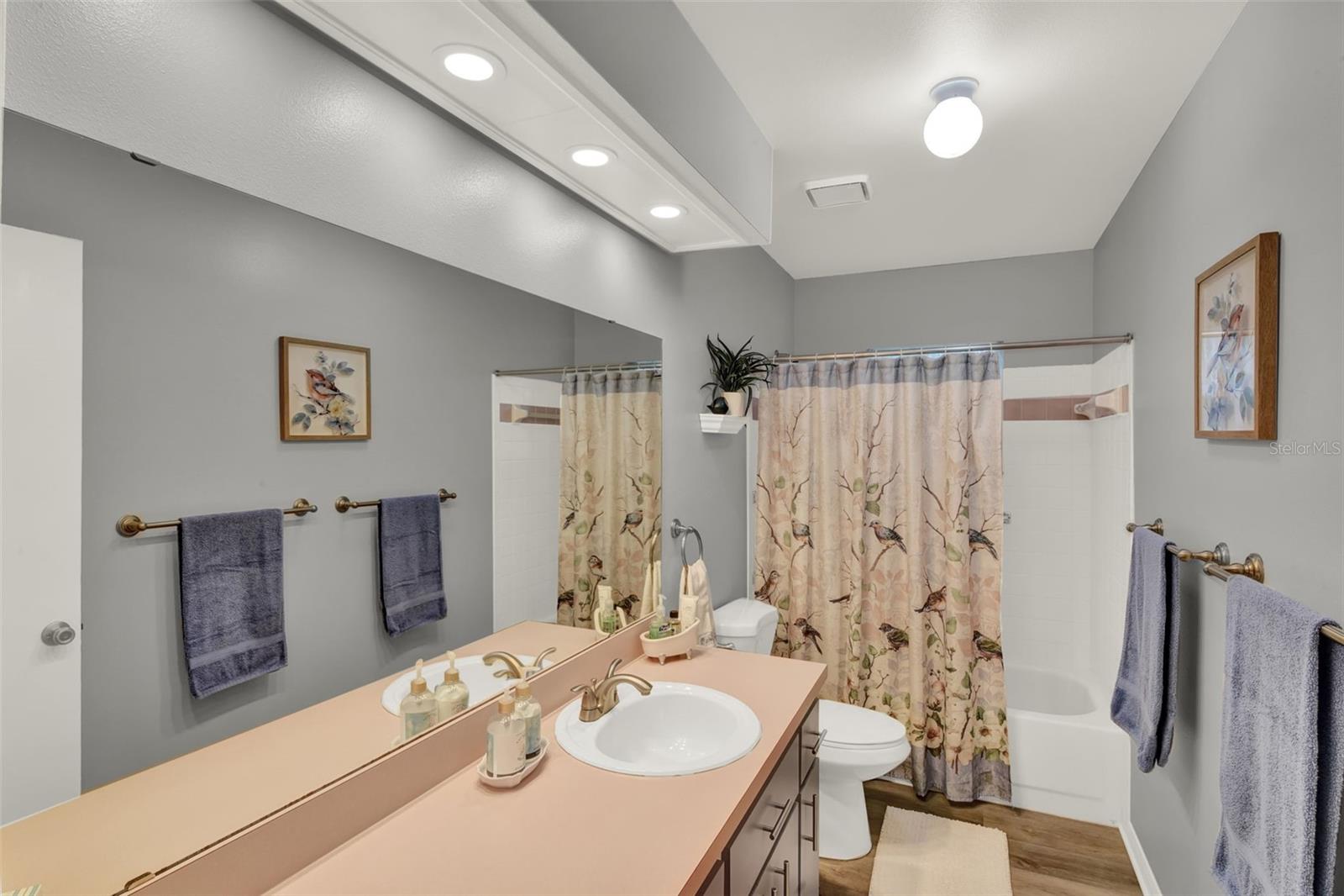Image 18 of 32 For 5648 Laver Street