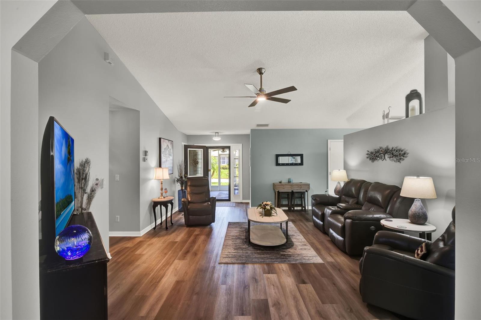 Image 6 of 32 For 5648 Laver Street
