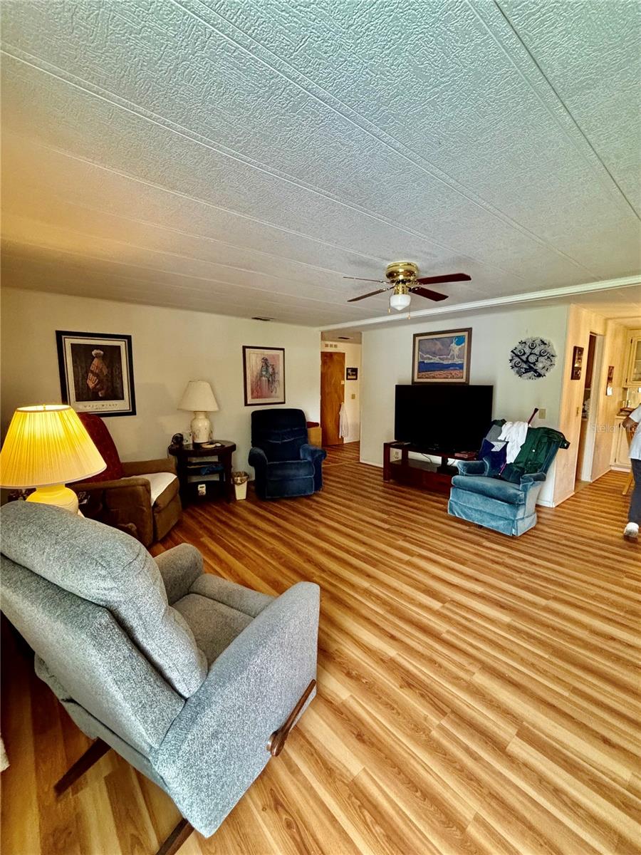 Image 7 of 12 For 21 Bobwhite Road