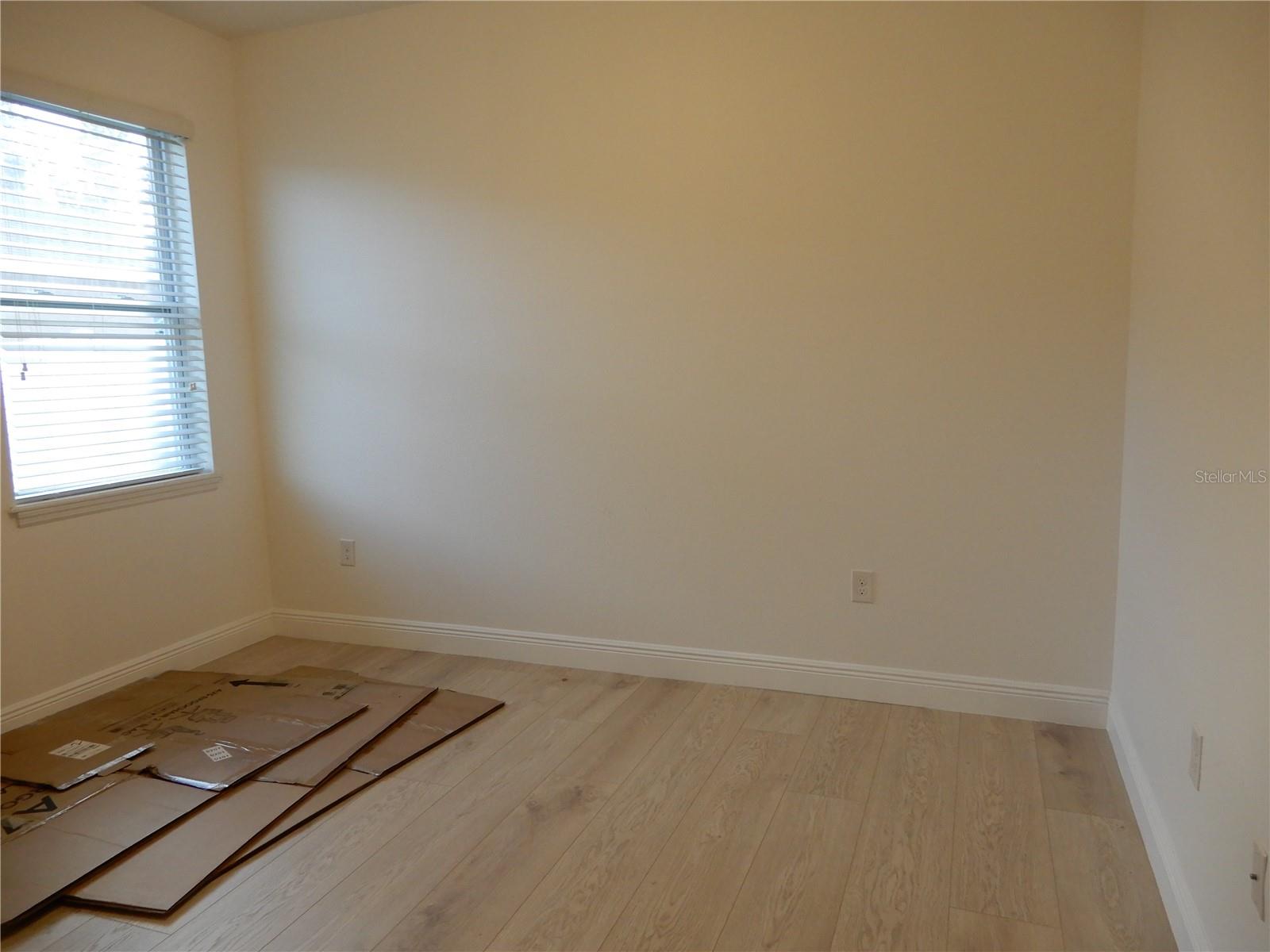 Image 8 of 33 For 1408 Diamond Loop Drive