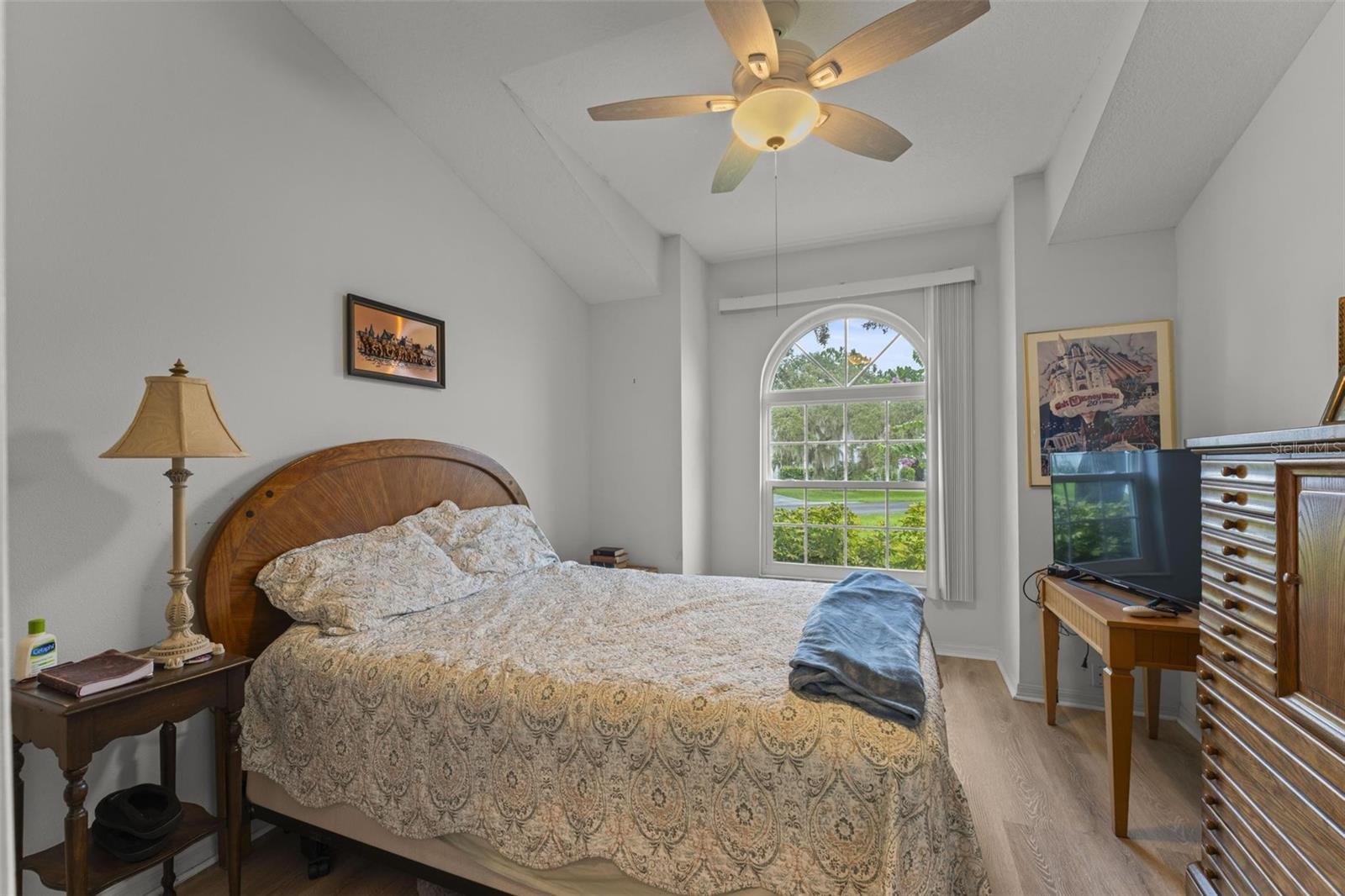 Image 33 of 56 For 11218 Fountain Lake Boulevard