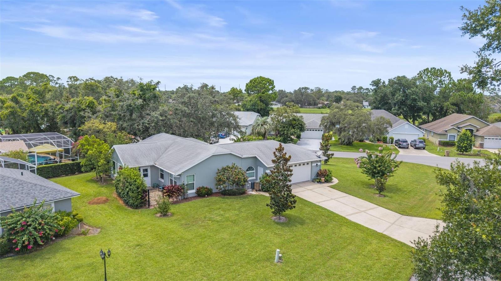 Image 4 of 56 For 11218 Fountain Lake Boulevard