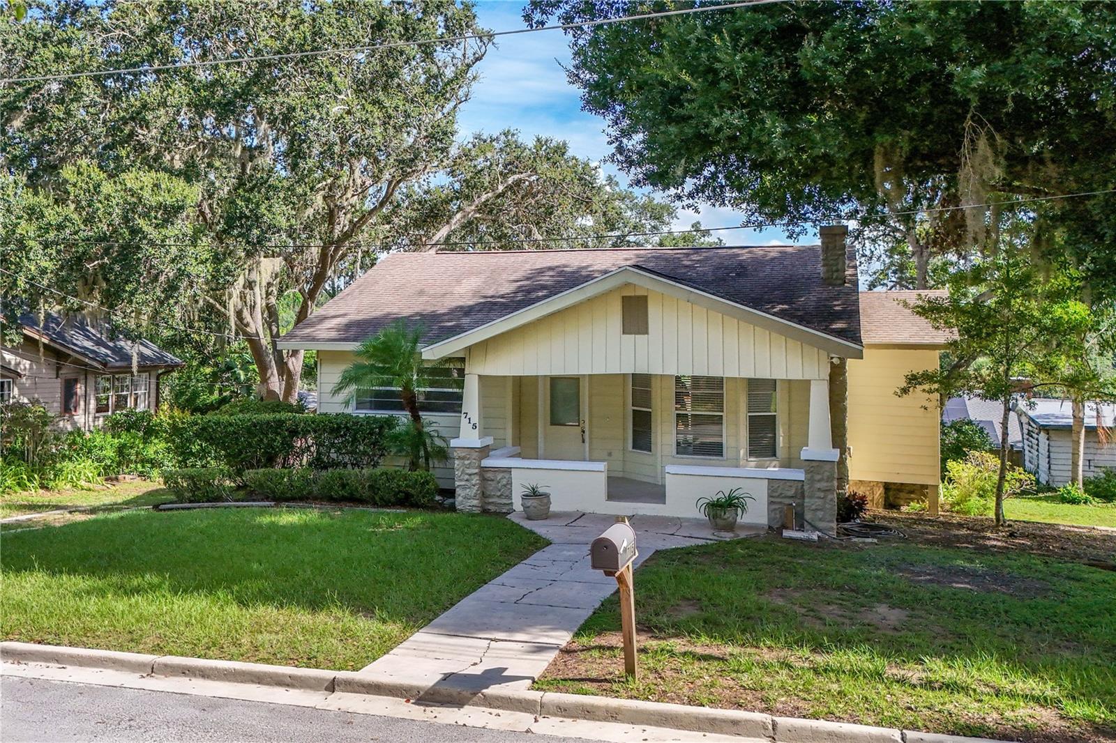 Details for 715 Poinsettia Drive, EUSTIS, FL 32726
