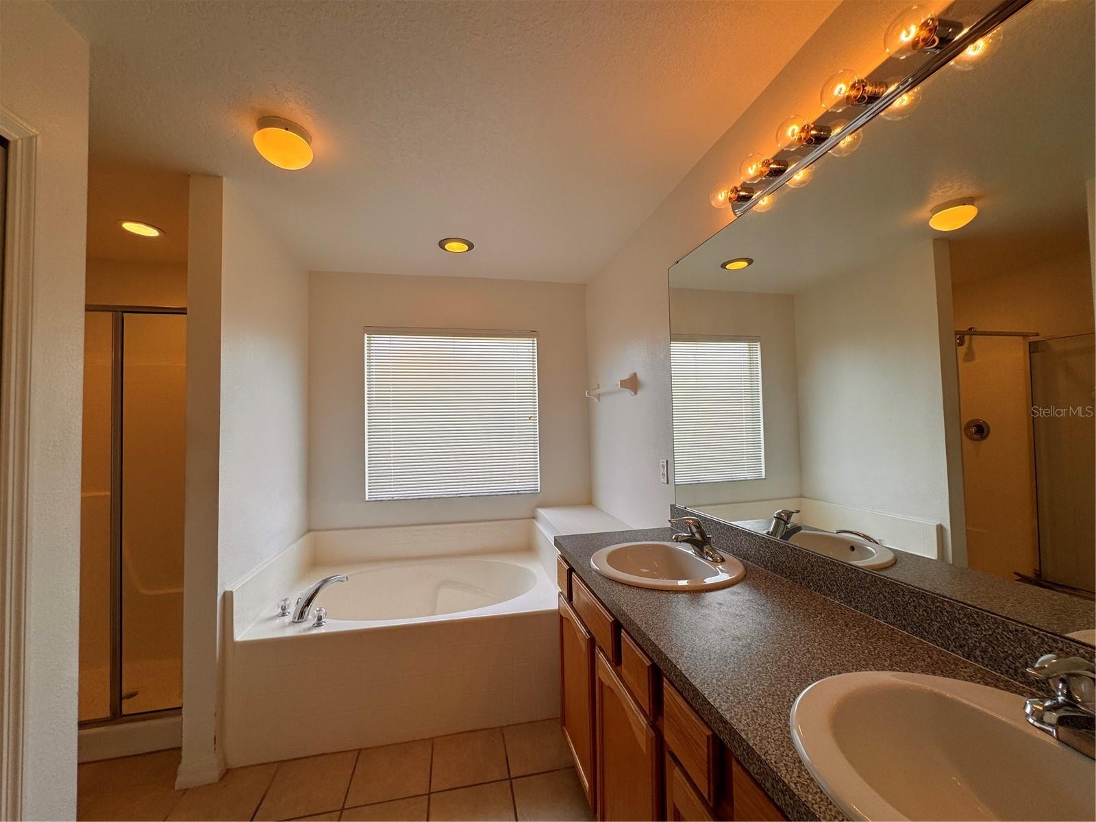 Image 17 of 25 For 223 Granada Boulevard