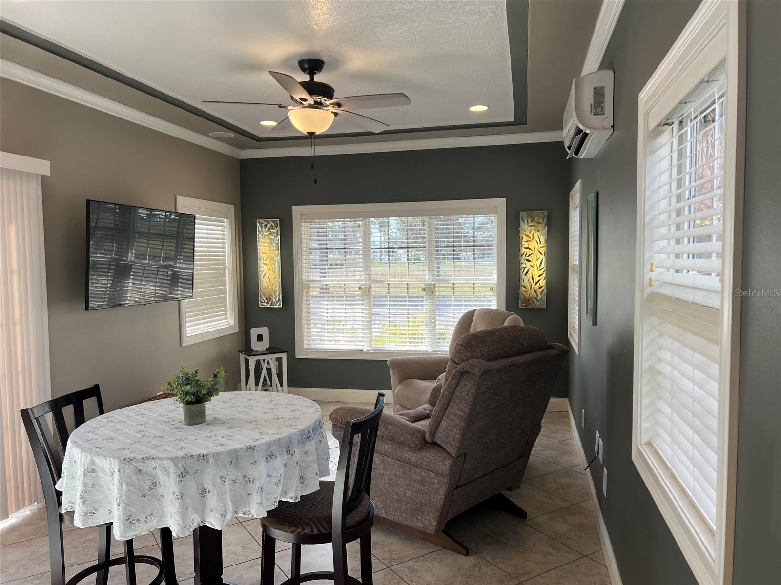 Image 14 of 37 For 9573 49th Terrace