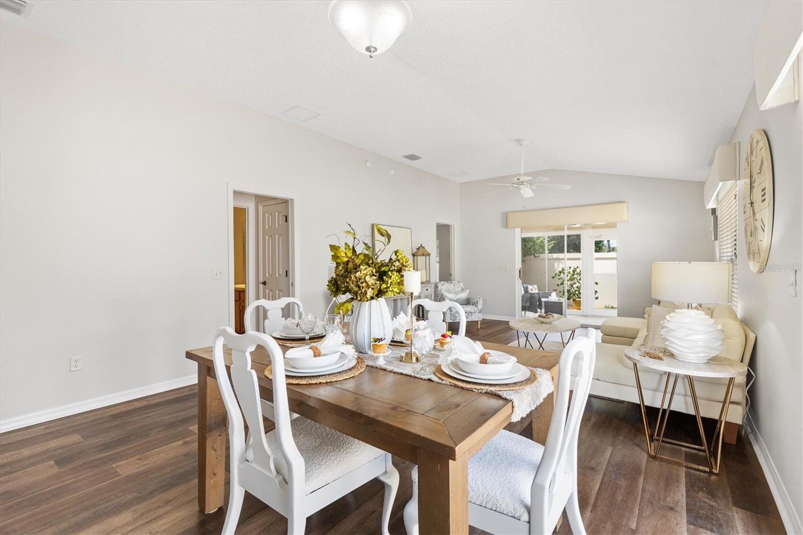 Image 10 of 42 For 610 Danbury Street