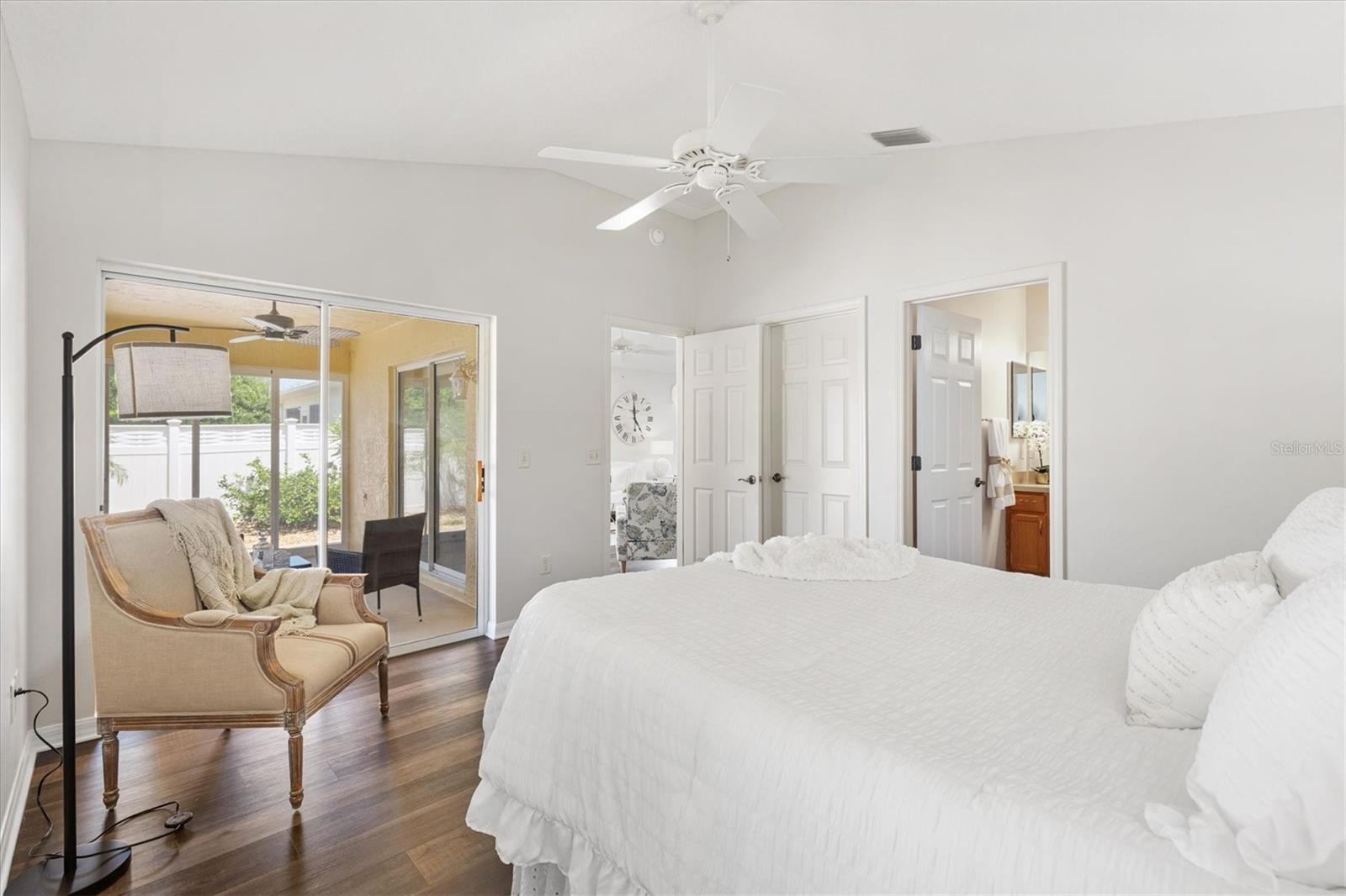 Image 17 of 42 For 610 Danbury Street