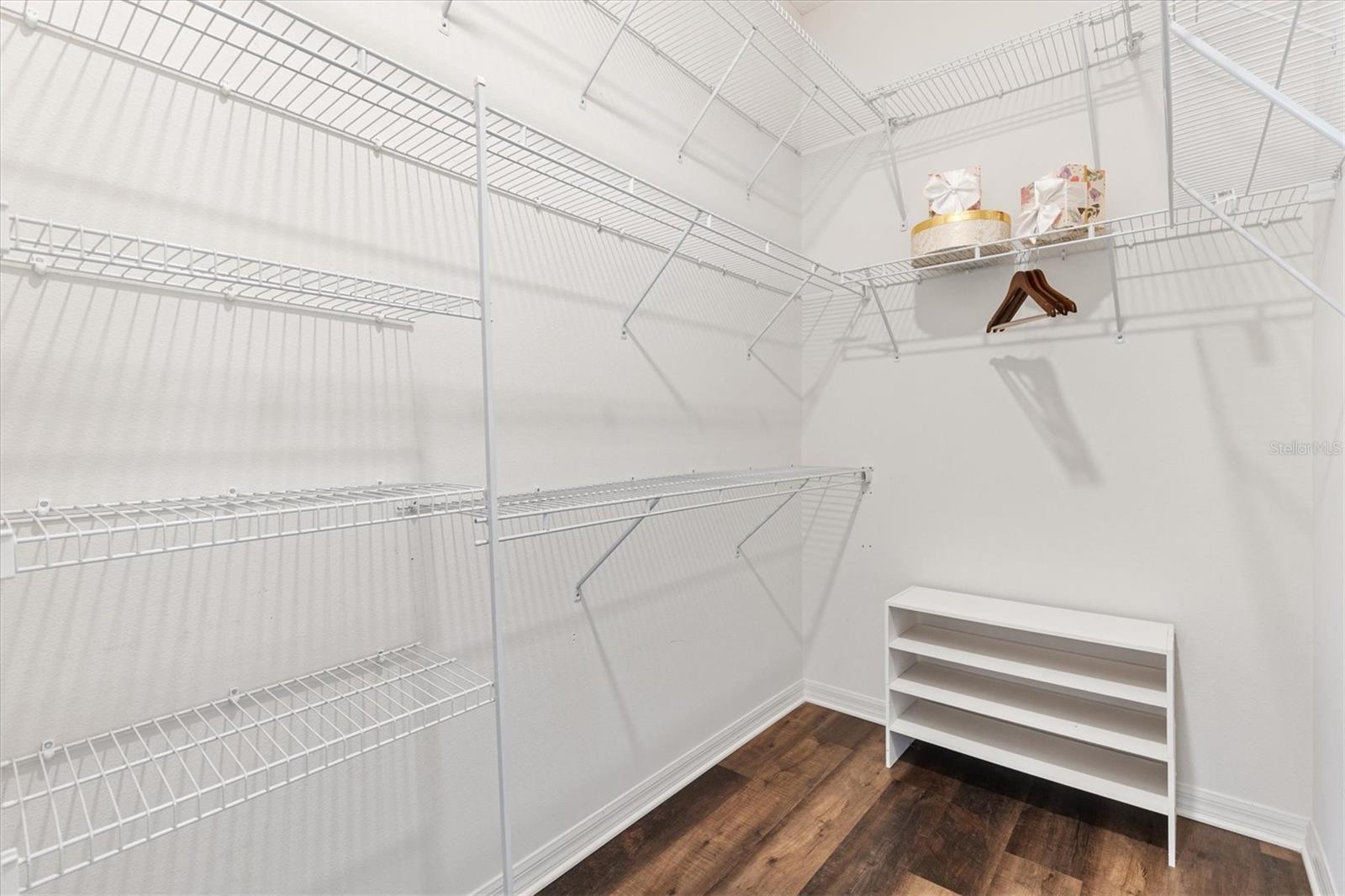 Image 19 of 42 For 610 Danbury Street