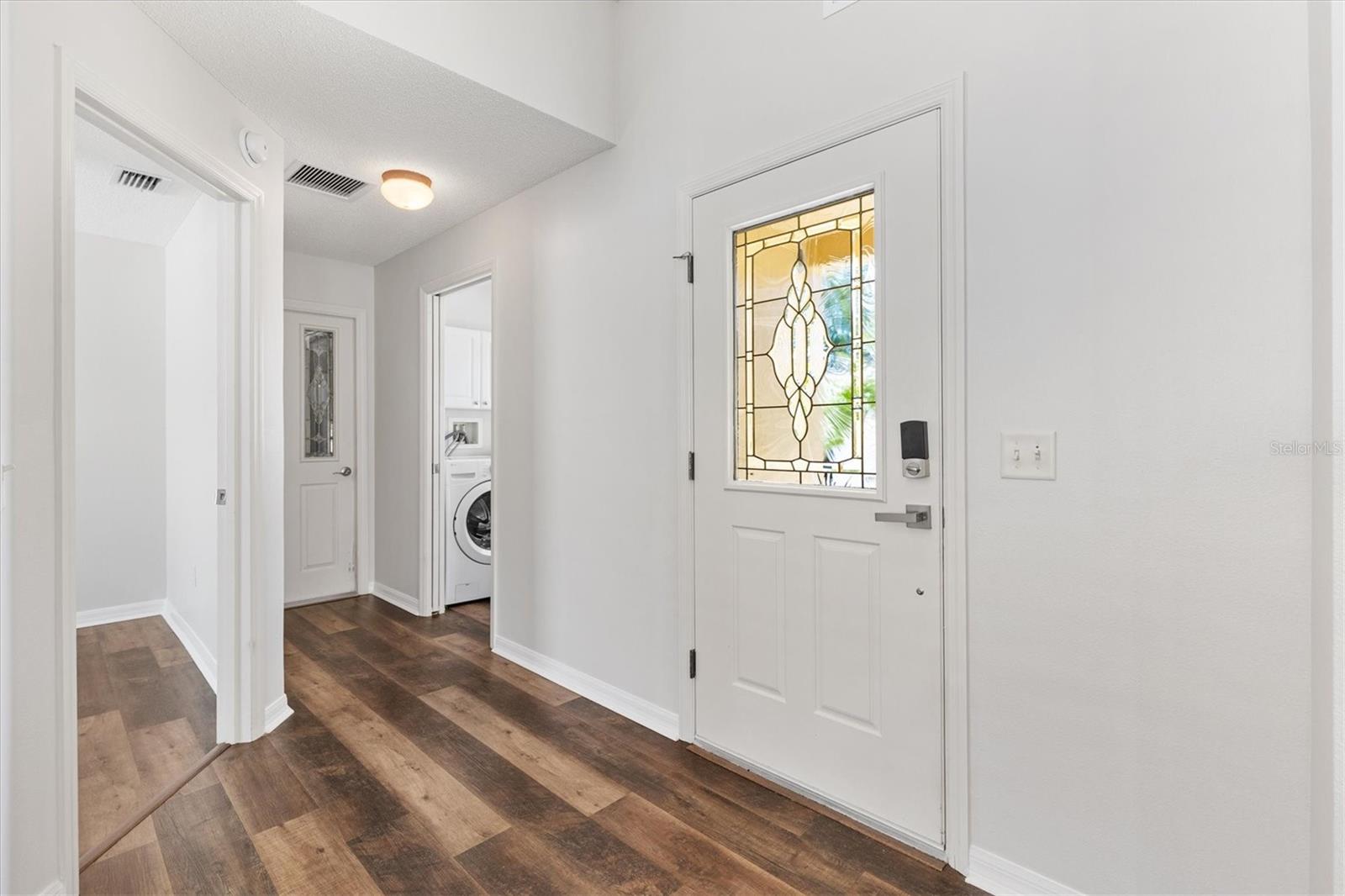 Image 3 of 42 For 610 Danbury Street