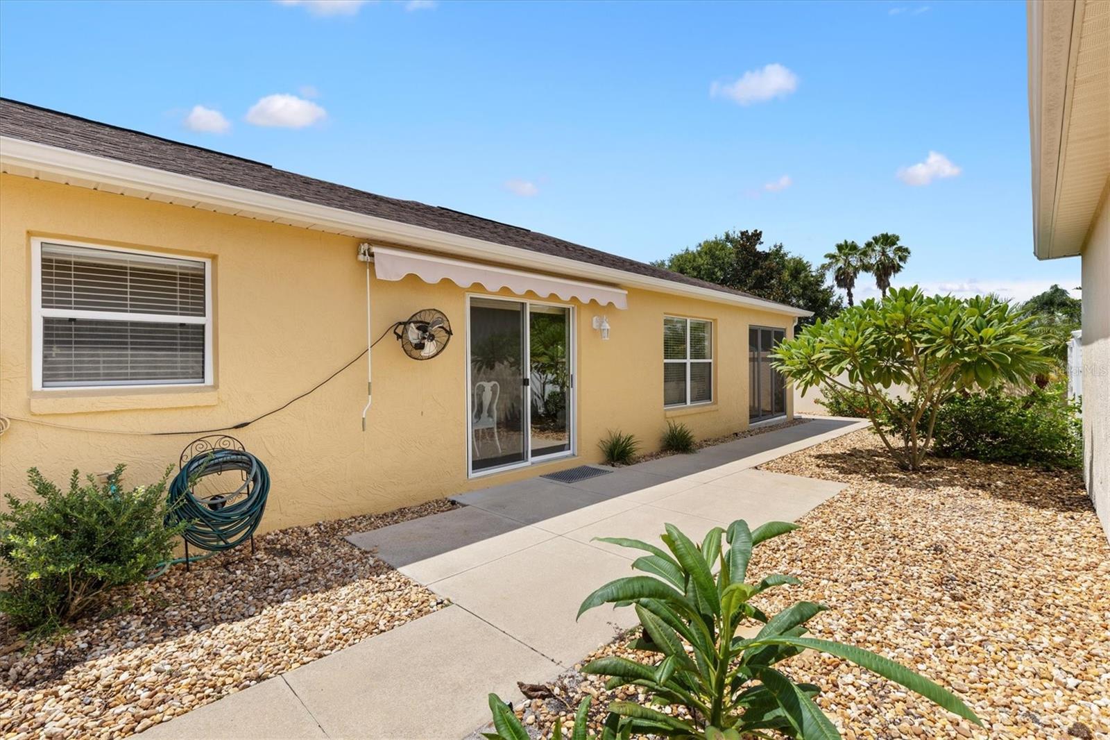 Image 31 of 42 For 610 Danbury Street