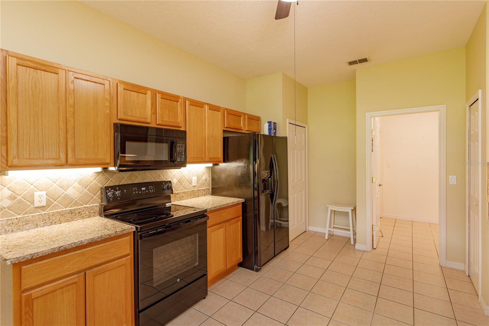 Image 6 of 39 For 24502 Parlange Court
