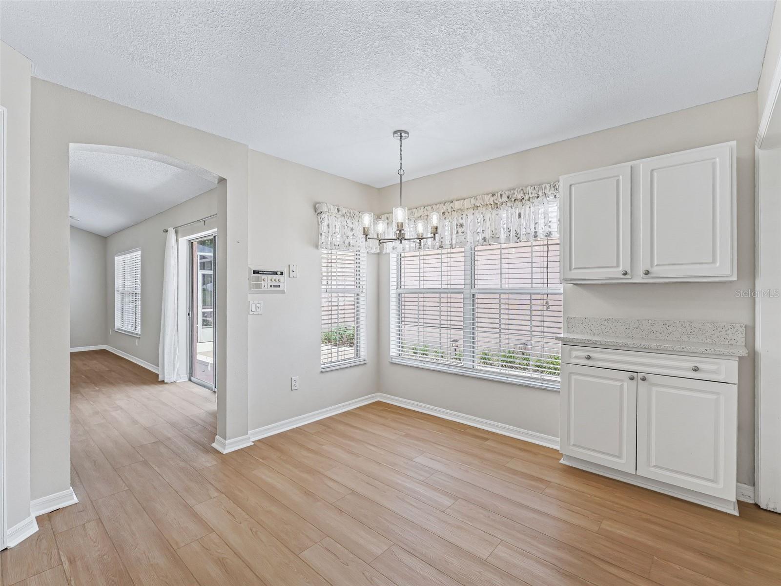 Image 10 of 31 For 1305 Santa Maria Avenue