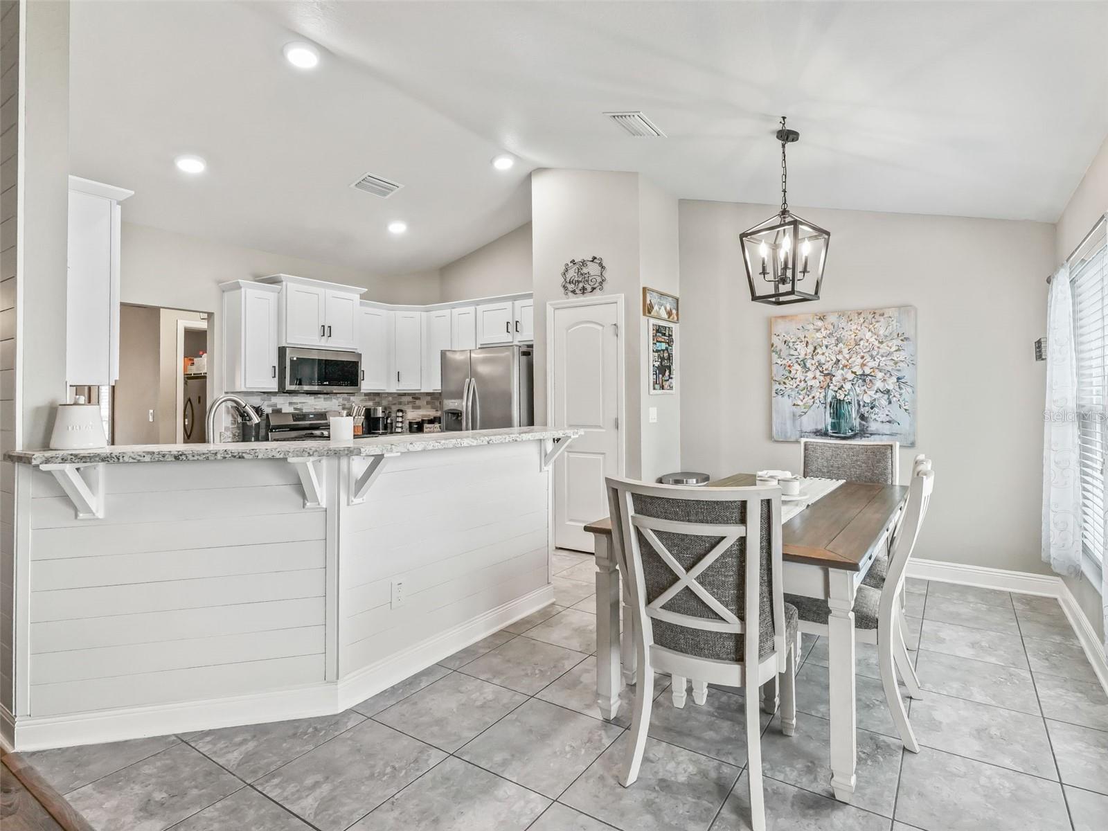 Image 12 of 36 For 9806 Pepper Tree Place
