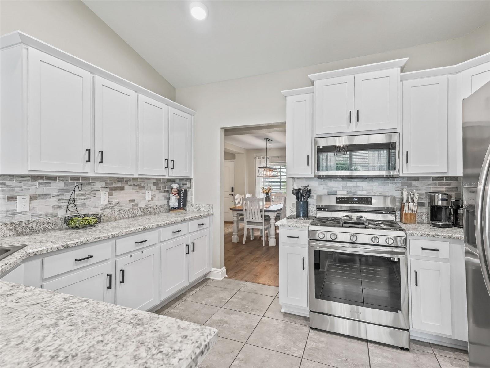 Image 13 of 36 For 9806 Pepper Tree Place