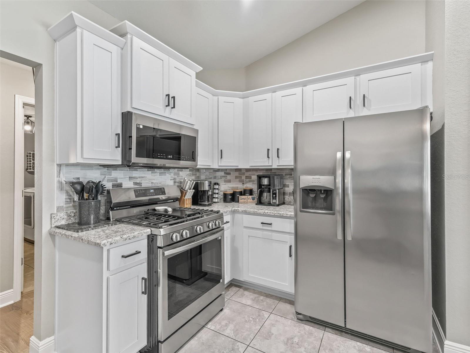 Image 14 of 36 For 9806 Pepper Tree Place