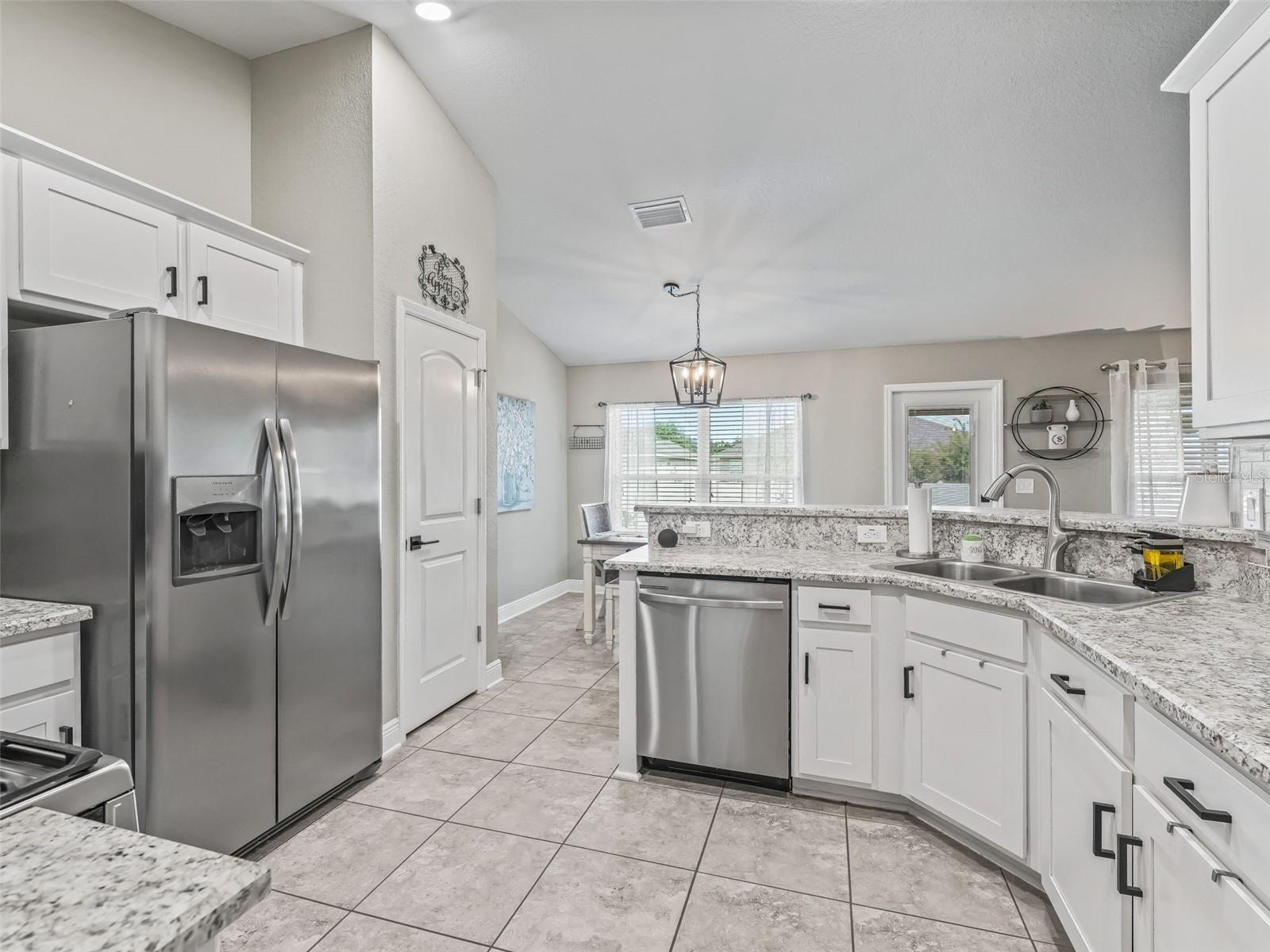 Image 15 of 36 For 9806 Pepper Tree Place