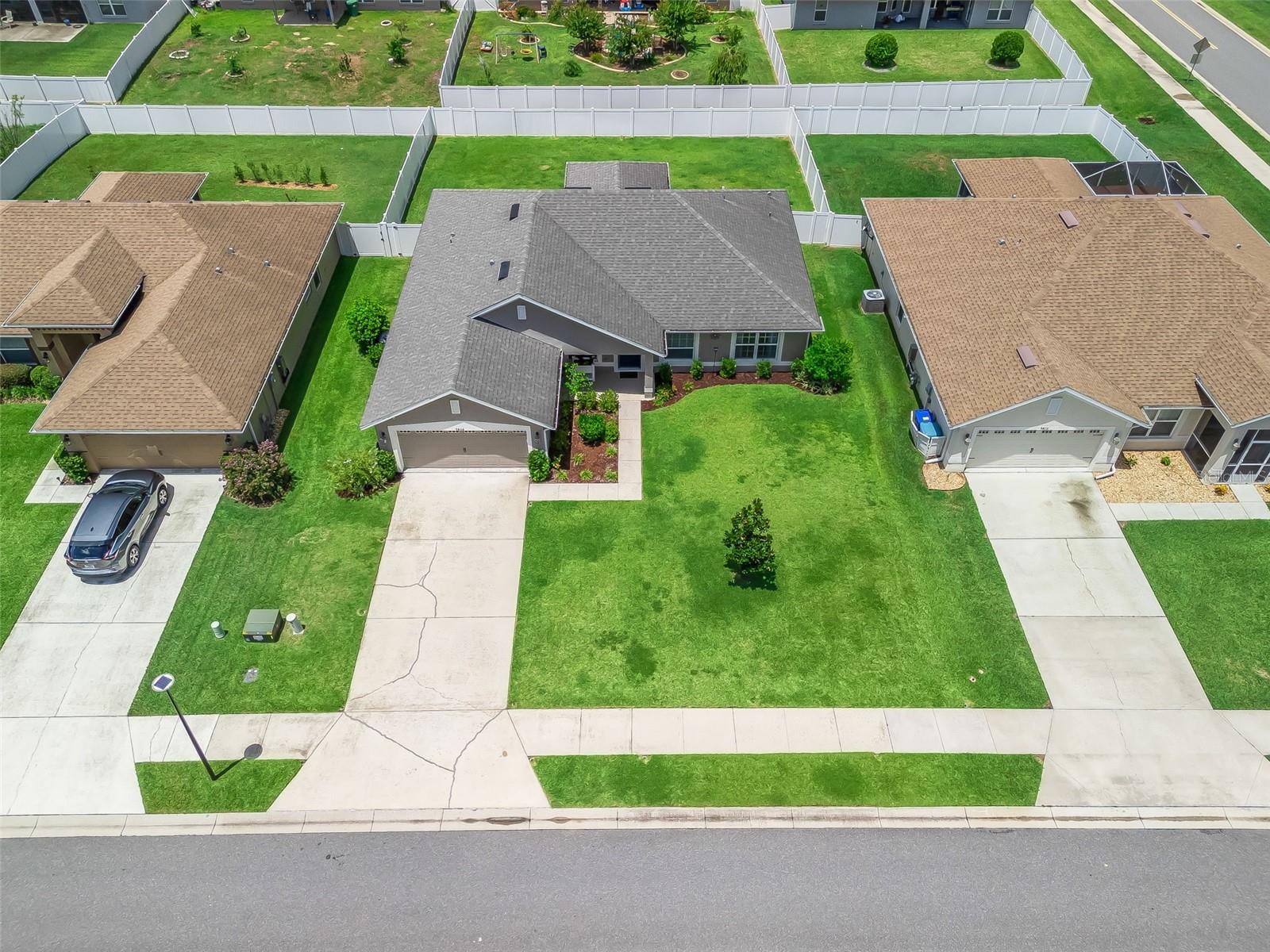 Image 2 of 36 For 9806 Pepper Tree Place