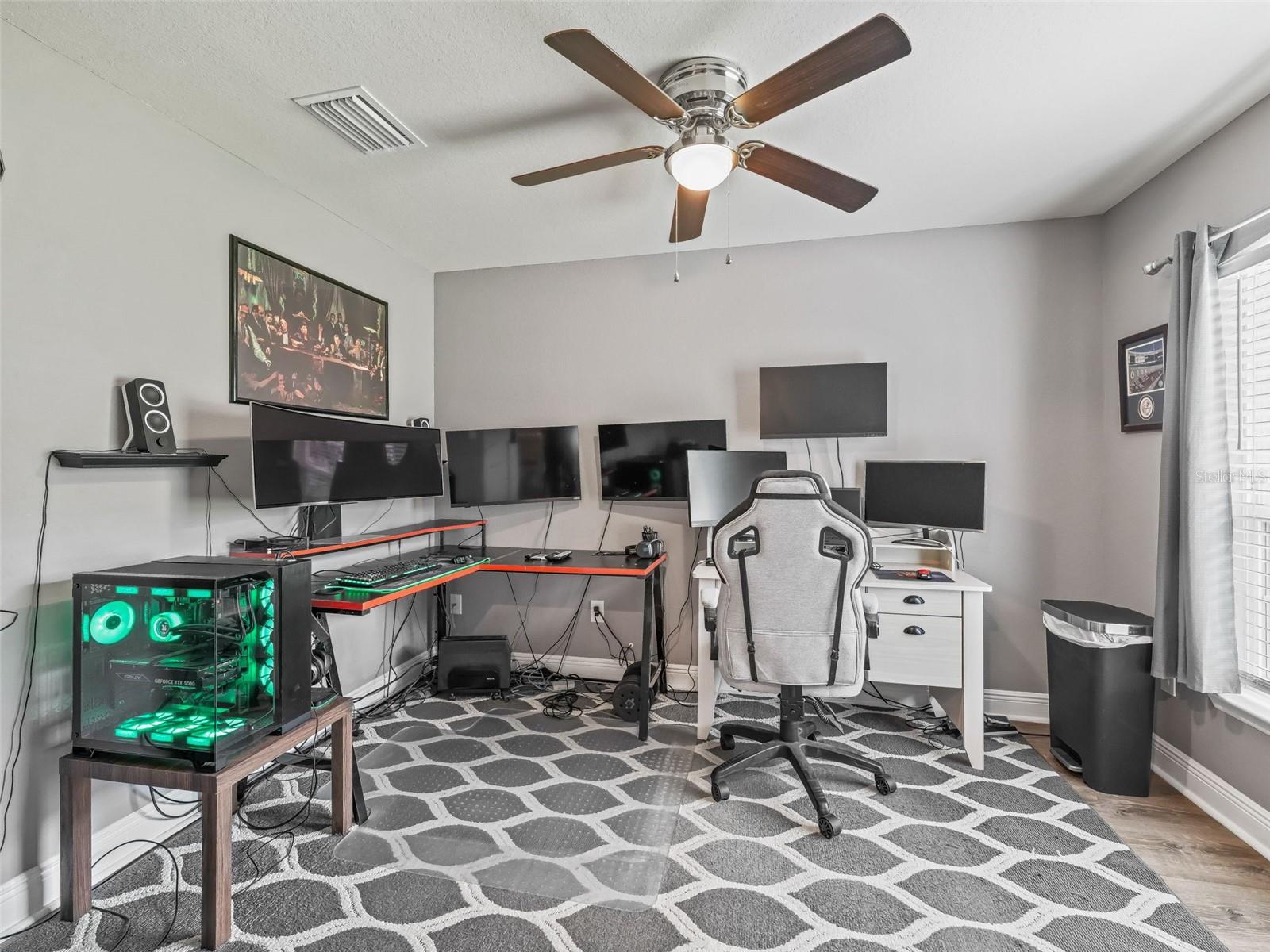 Image 21 of 36 For 9806 Pepper Tree Place