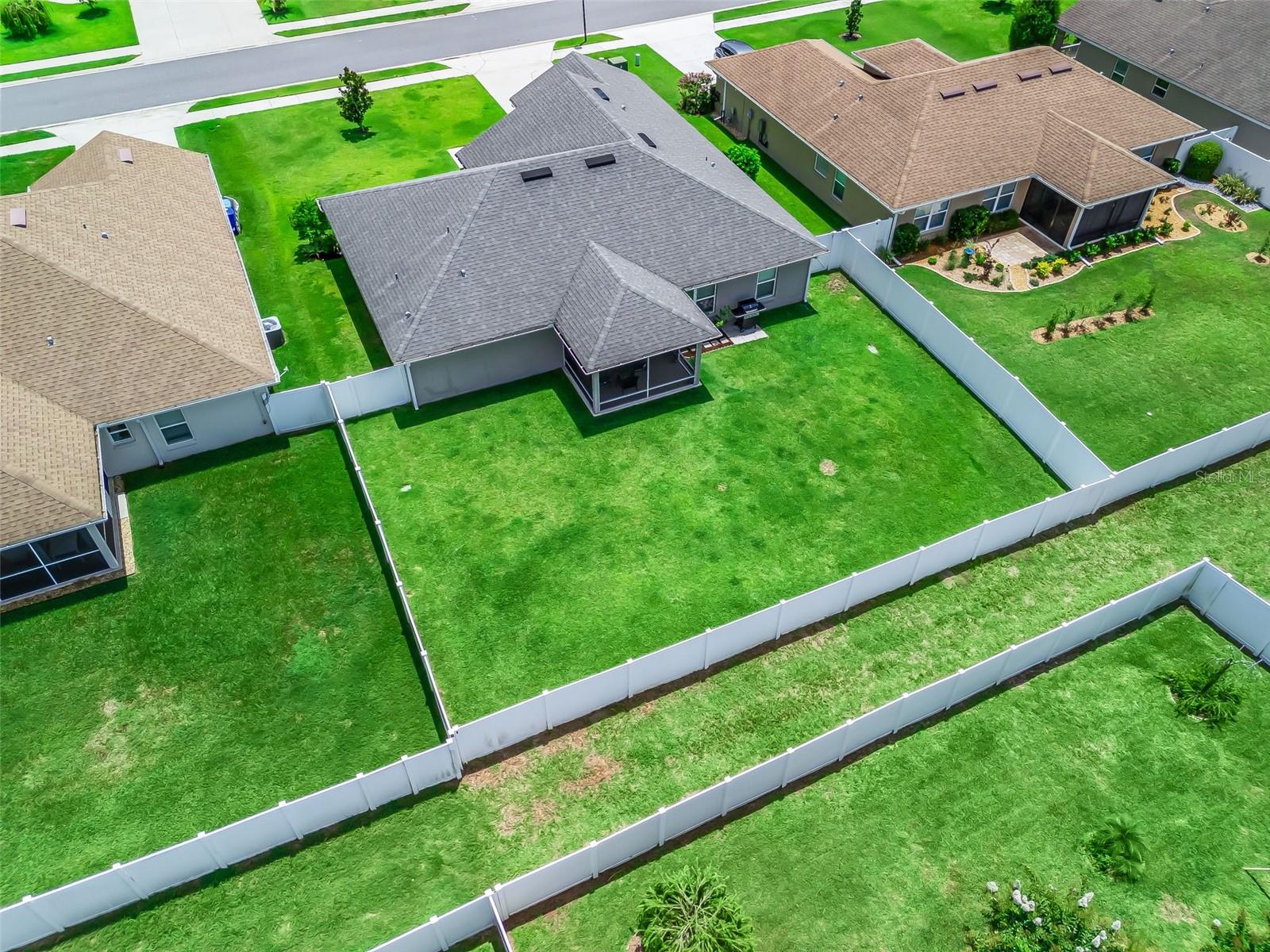 Image 32 of 36 For 9806 Pepper Tree Place