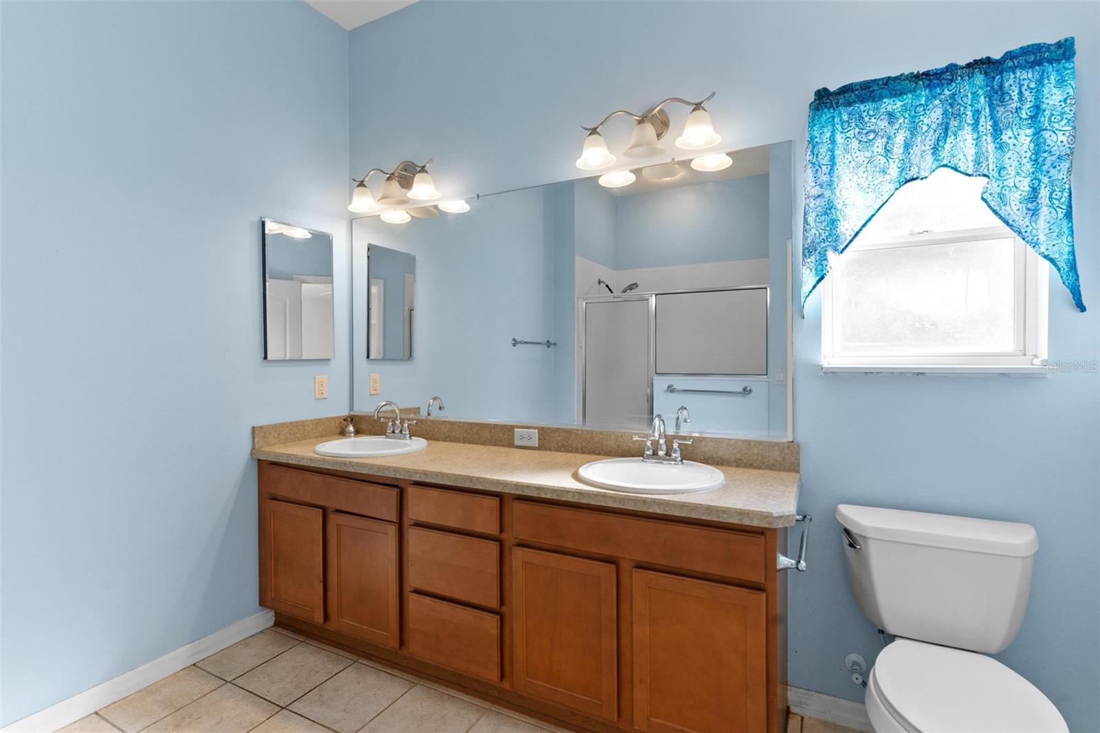 Image 20 of 44 For 471 Gaskin Lane