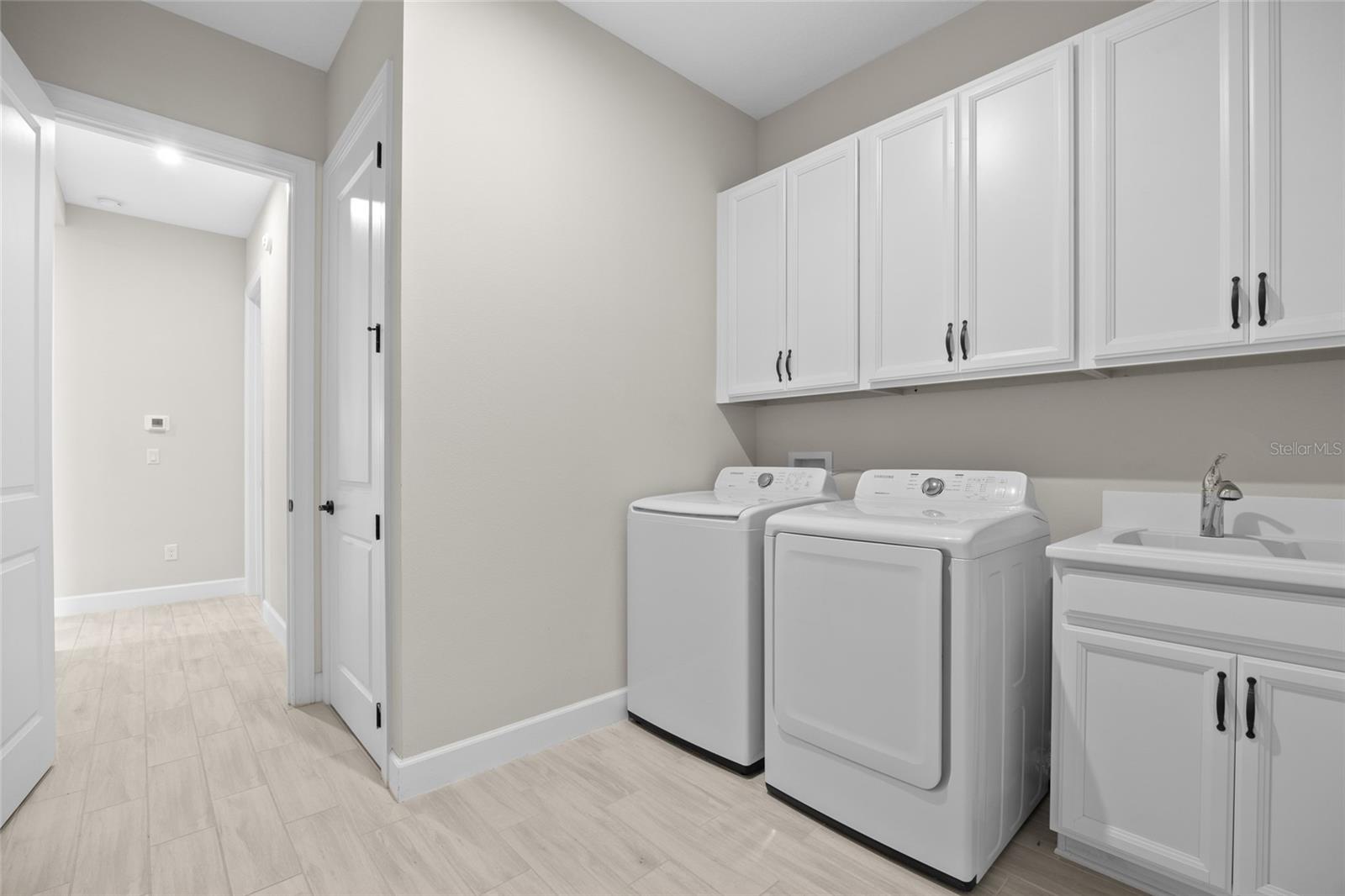 Image 37 of 63 For 1339 Zeek Ridge Street