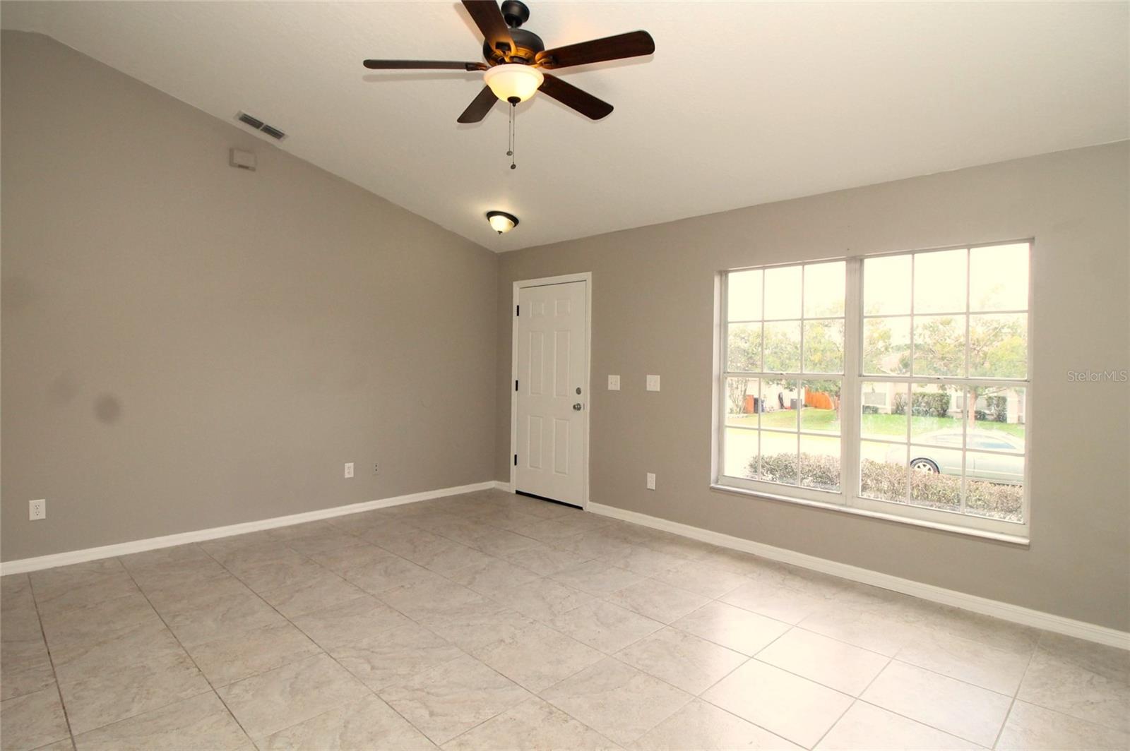 Image 7 of 19 For 1110 Chelsea Parc Drive
