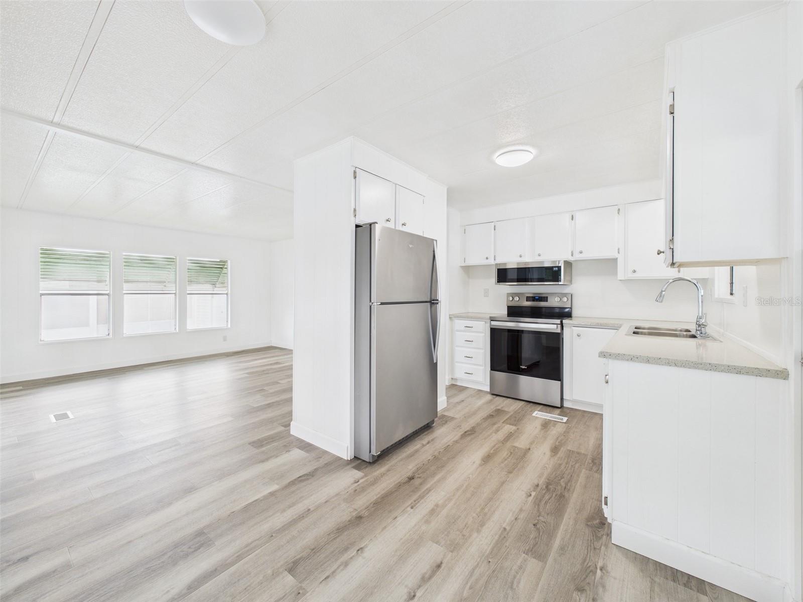 Image 3 of 21 For 957 Tarrson Boulevard