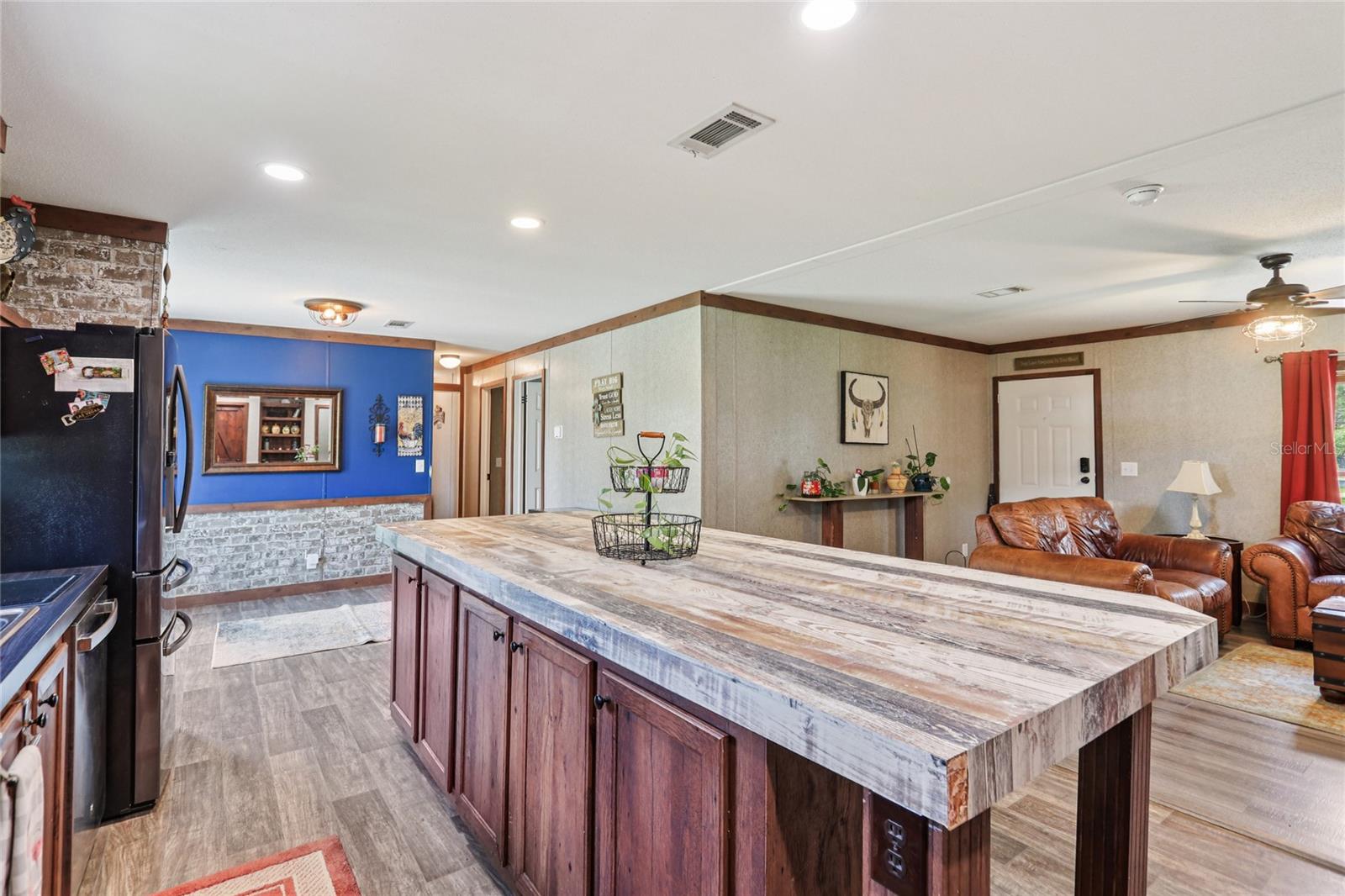 Image 11 of 48 For 3878 145th Street