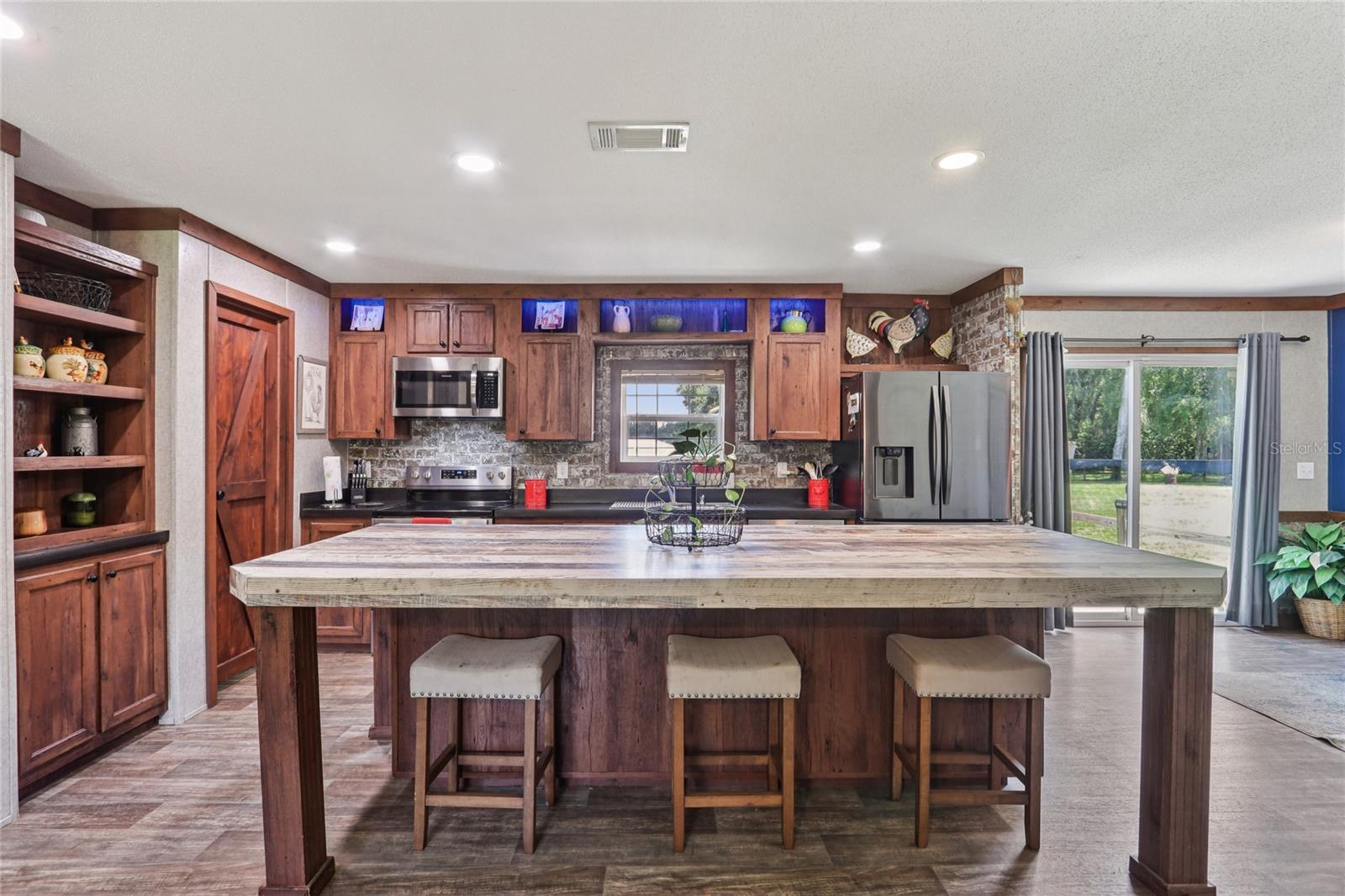 Image 12 of 48 For 3878 145th Street