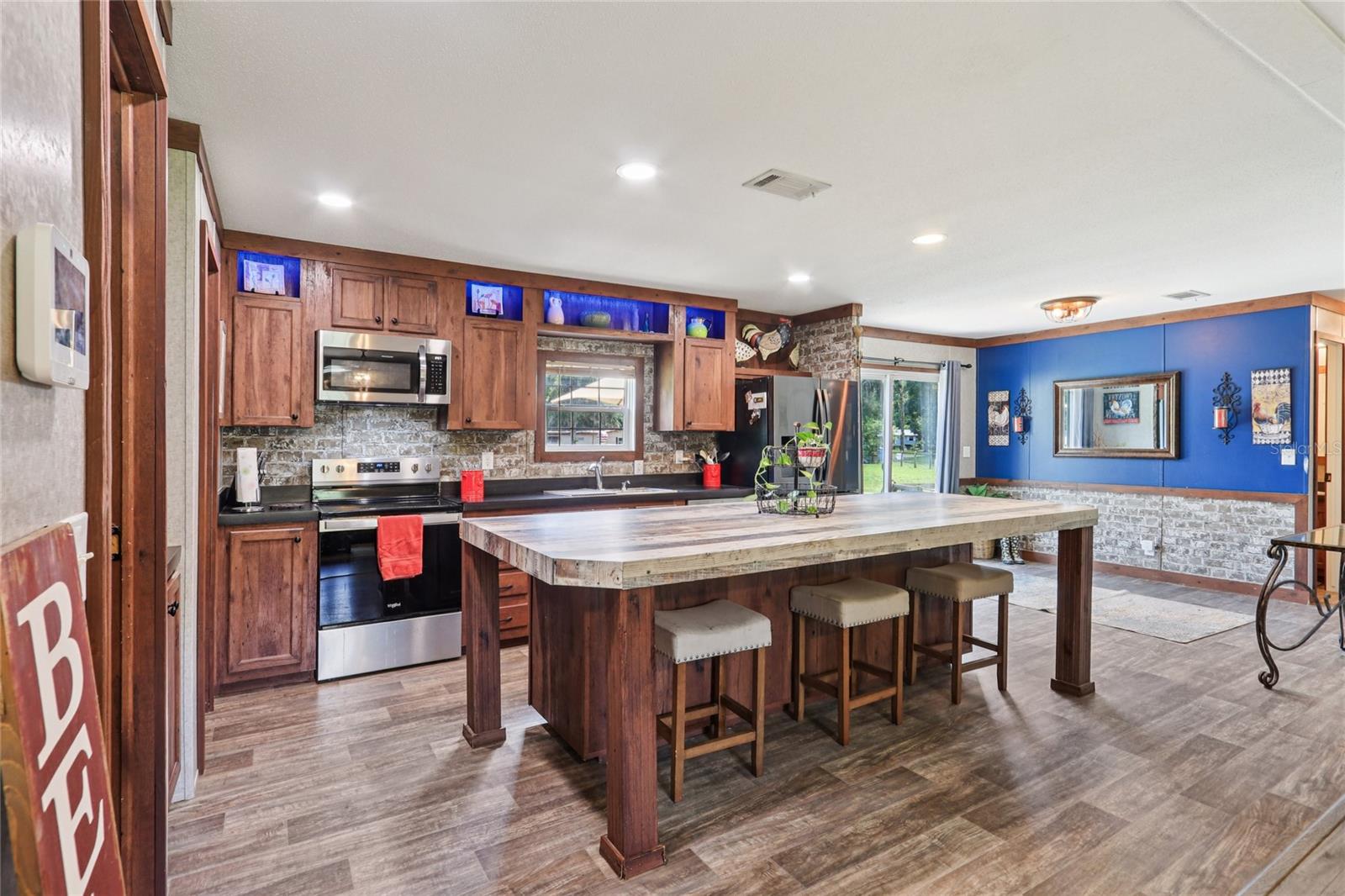 Image 13 of 48 For 3878 145th Street