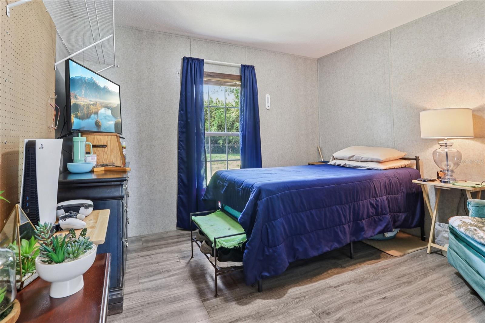 Image 22 of 48 For 3878 145th Street