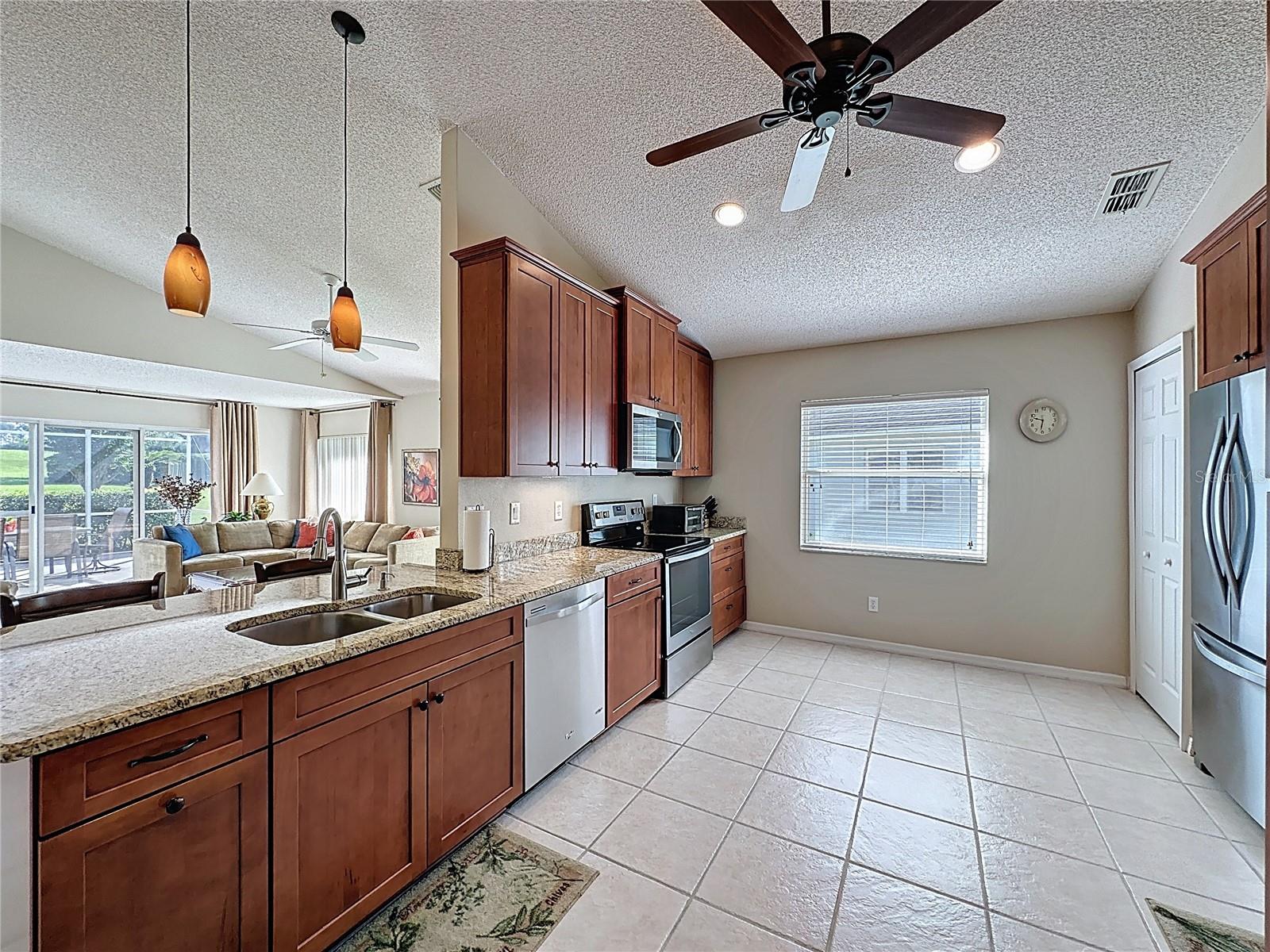 Image 18 of 66 For 3585 Westerham Drive