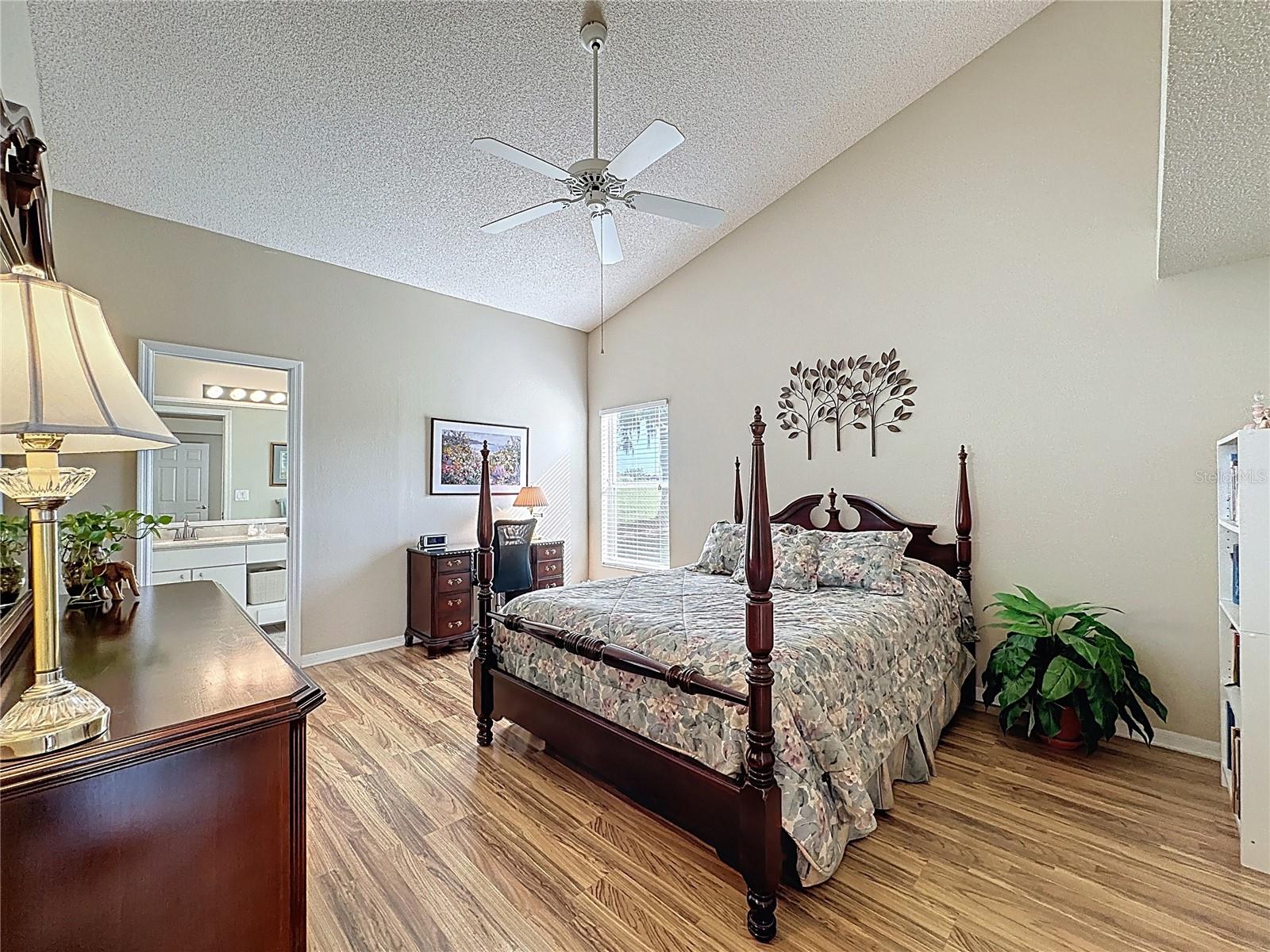 Image 22 of 66 For 3585 Westerham Drive