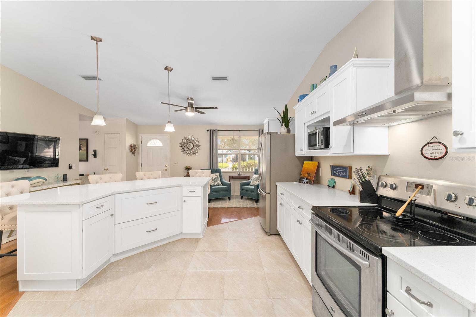 Image 15 of 57 For 934 Orchid Street