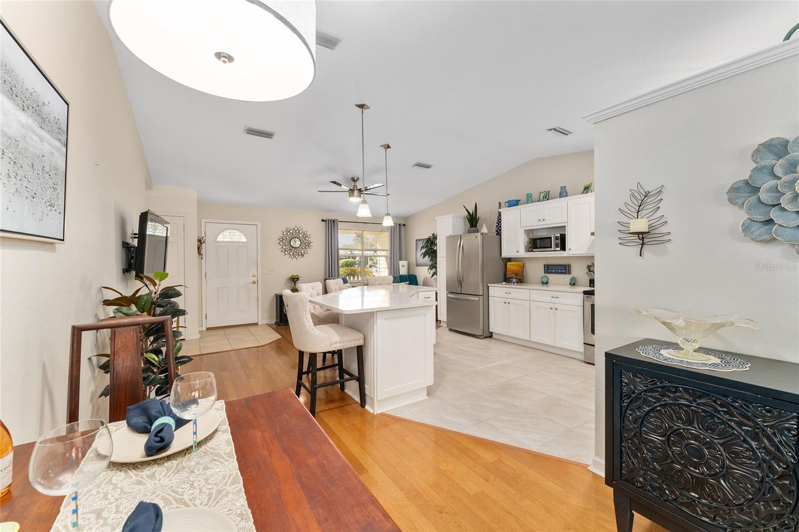Image 19 of 57 For 934 Orchid Street