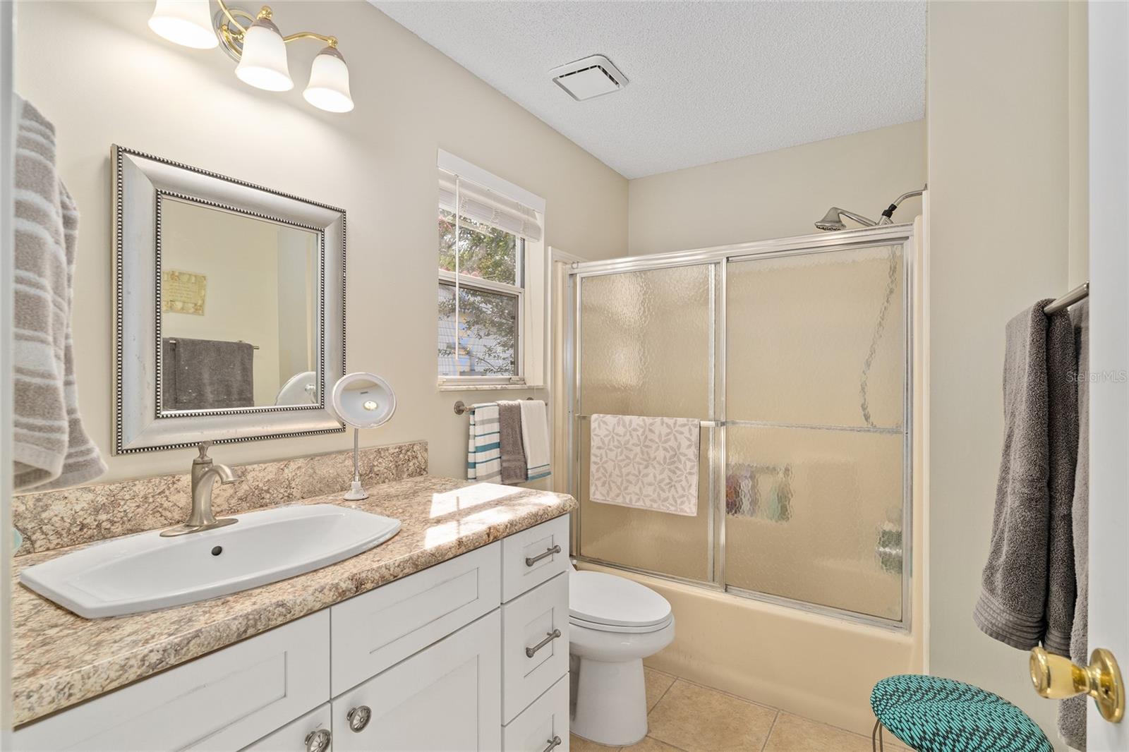 Image 36 of 57 For 934 Orchid Street