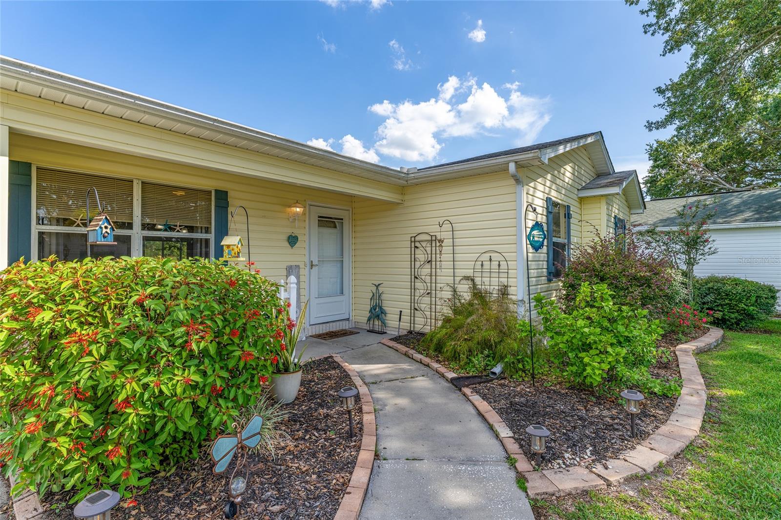 Image 4 of 57 For 934 Orchid Street