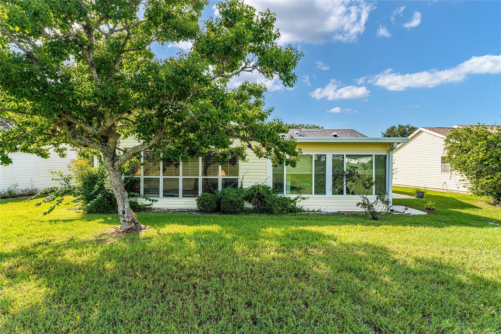 Image 42 of 57 For 934 Orchid Street