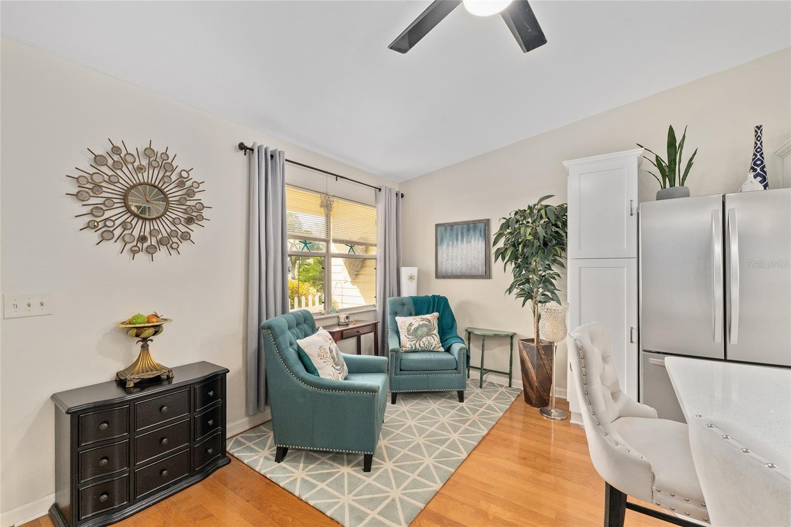 Image 8 of 57 For 934 Orchid Street