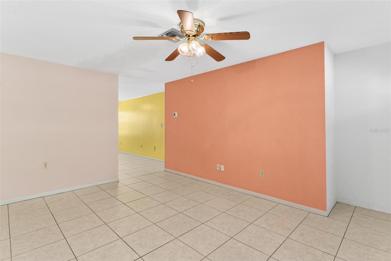 Image 13 of 31 For 445 Grandview Street 10